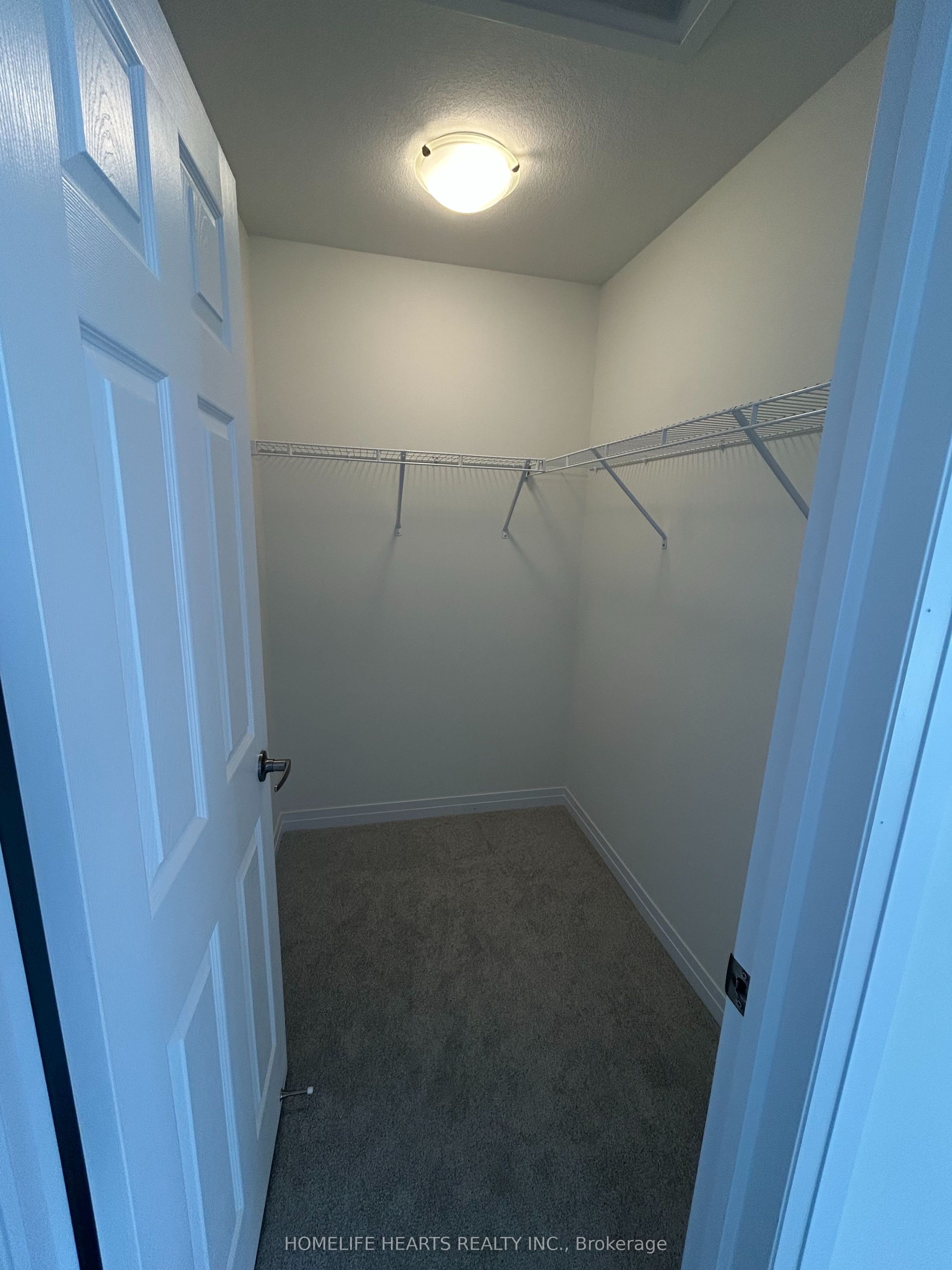89 Brighton Lane Property Photo 39