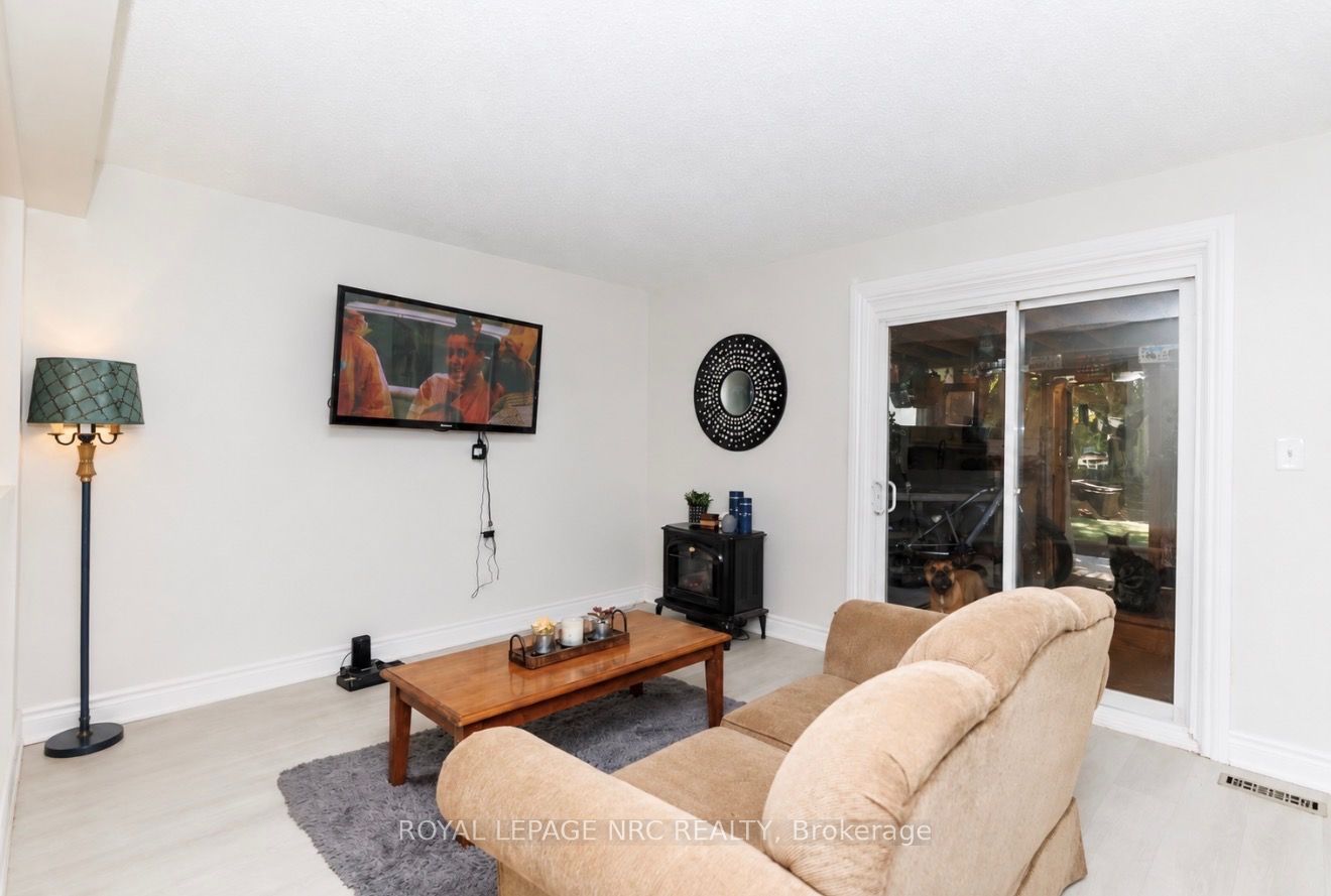6562 Harmony Avenue Property Photo 8