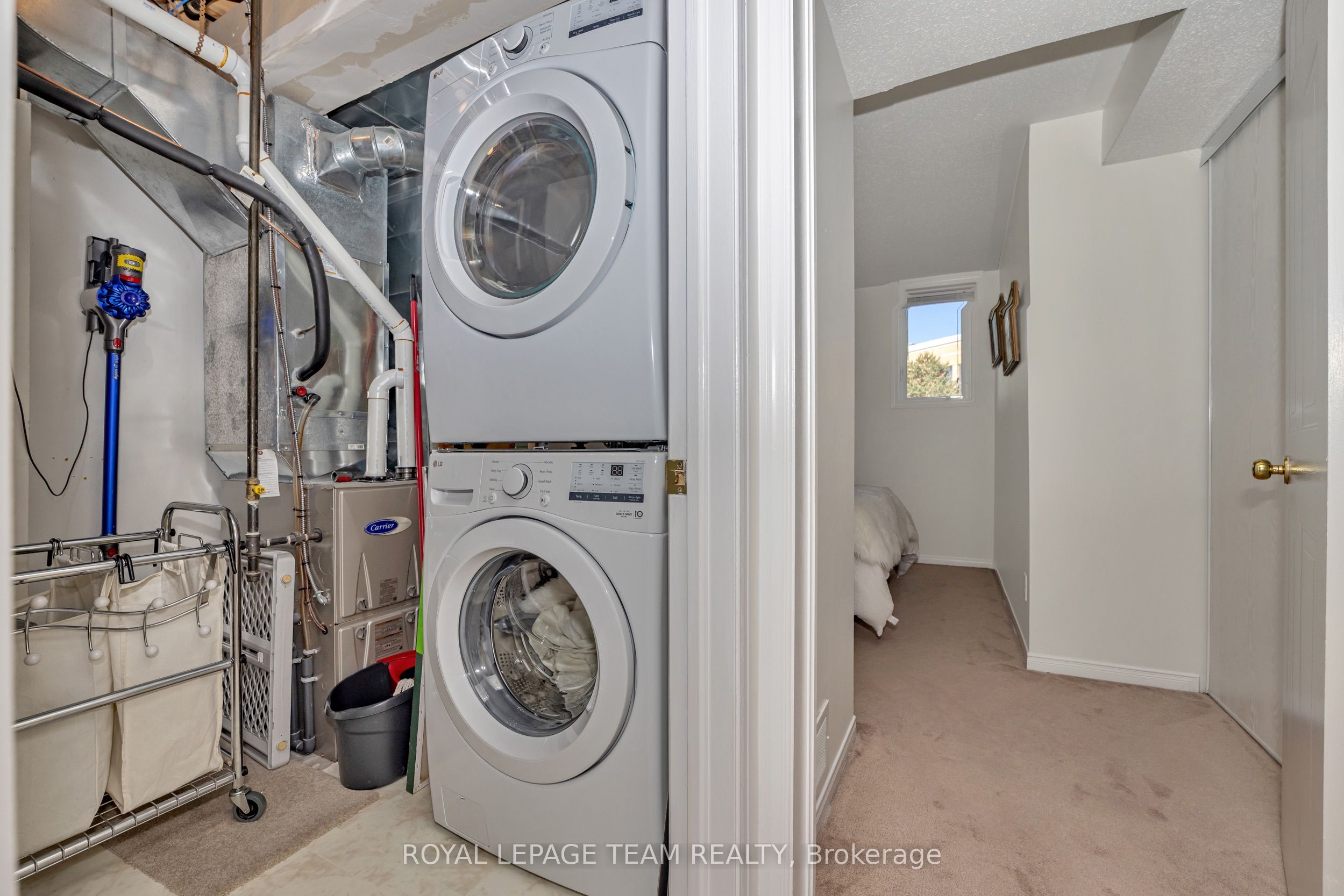 85 Cresthaven Drive Property Photo 19