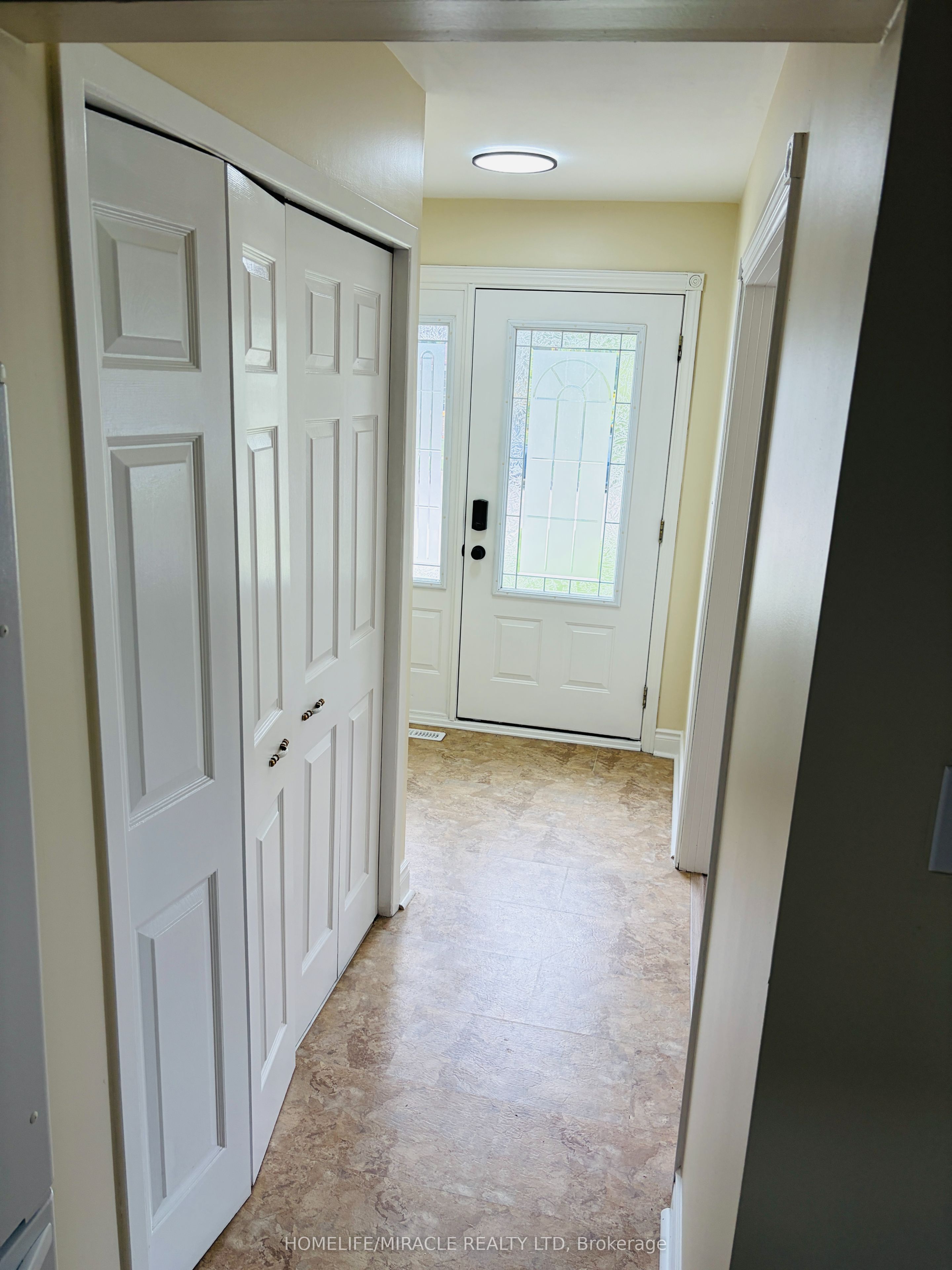 1129 Valentine Drive Property Photo 3