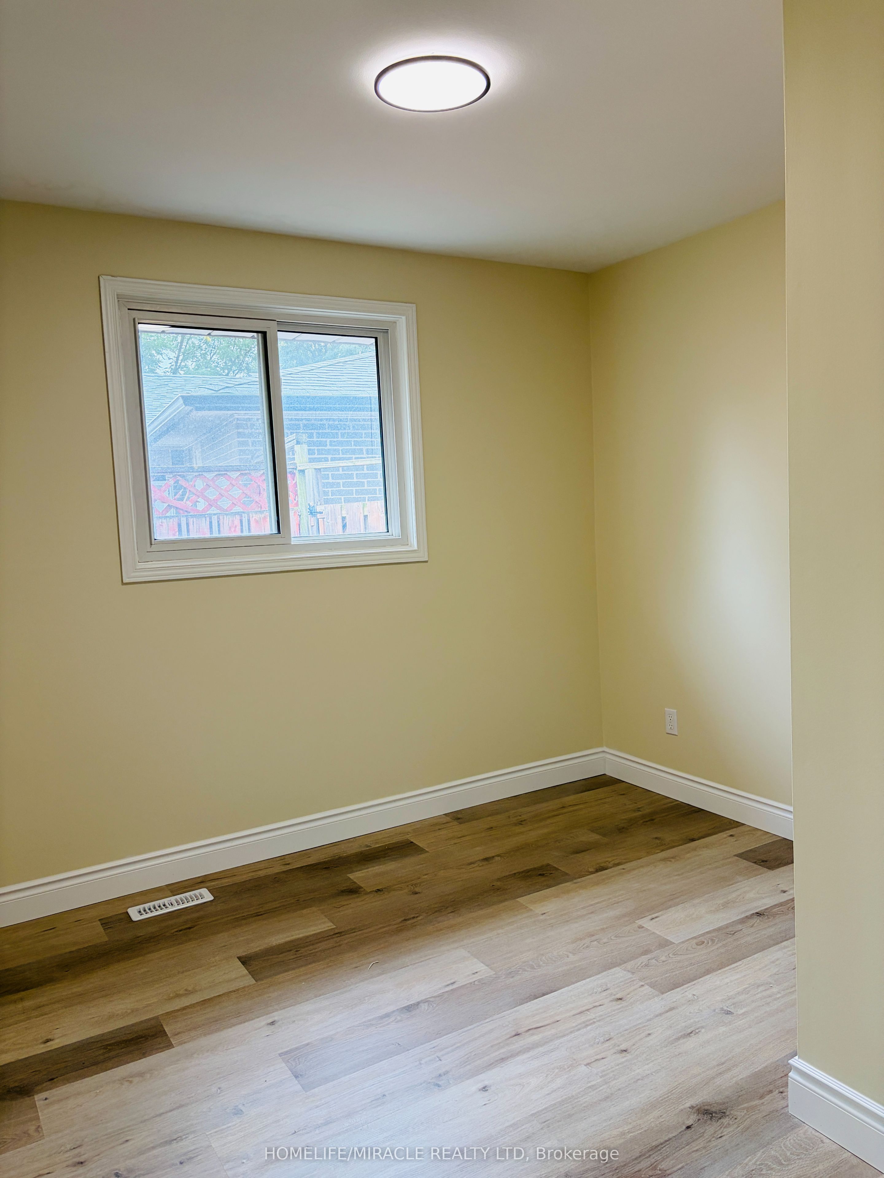 1129 Valentine Drive Property Photo 10