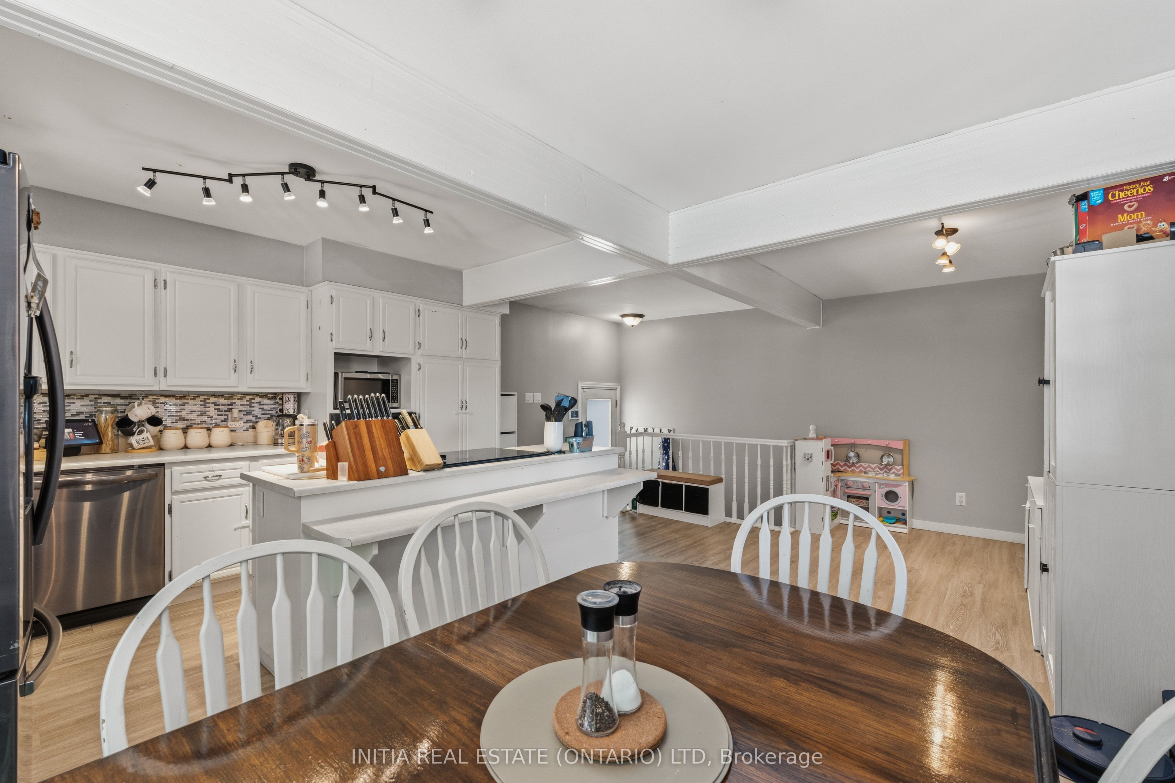 97 Grey Crescent Property Photo 10