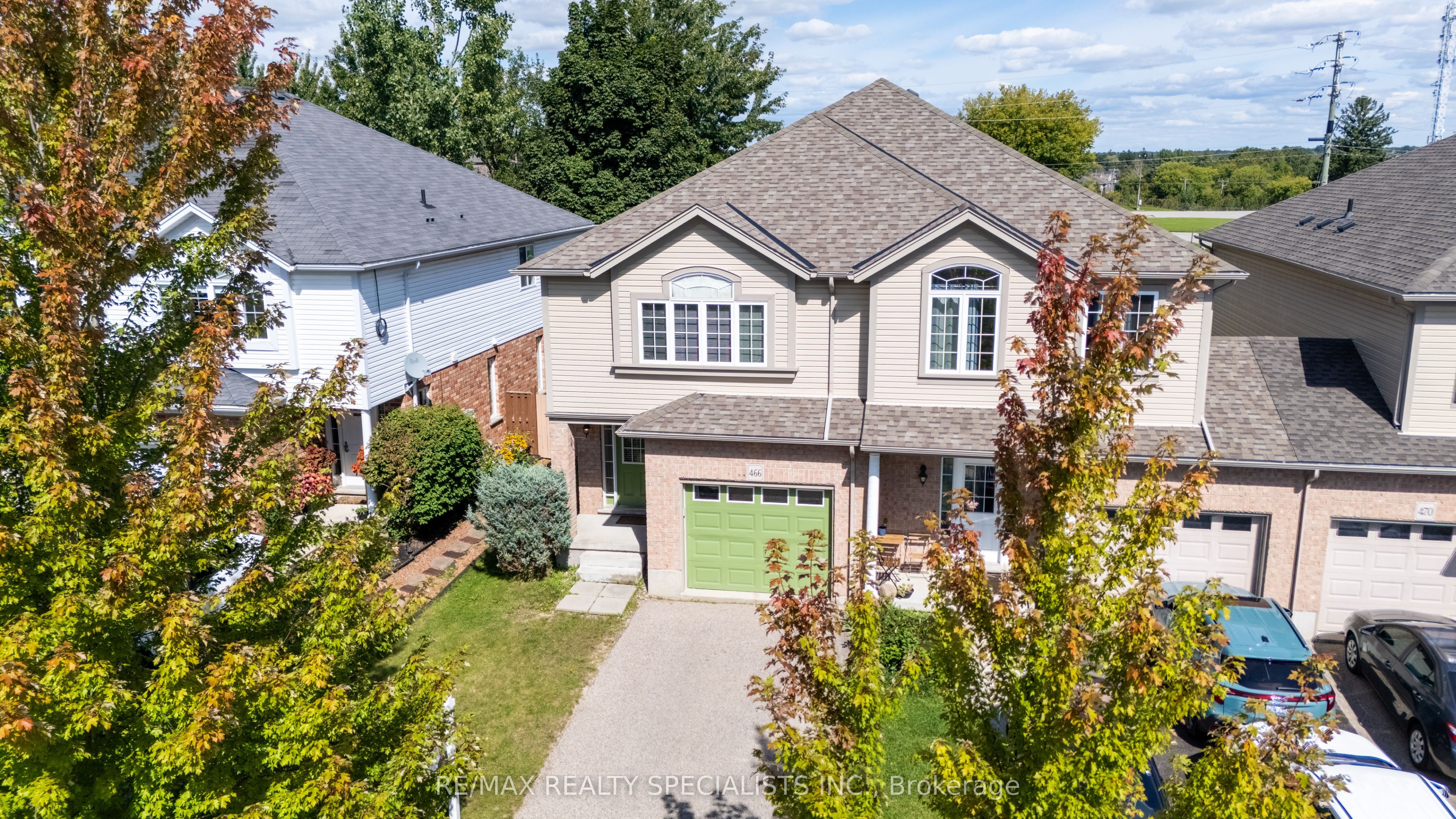 466 Bronco Crescent Property Photo 1