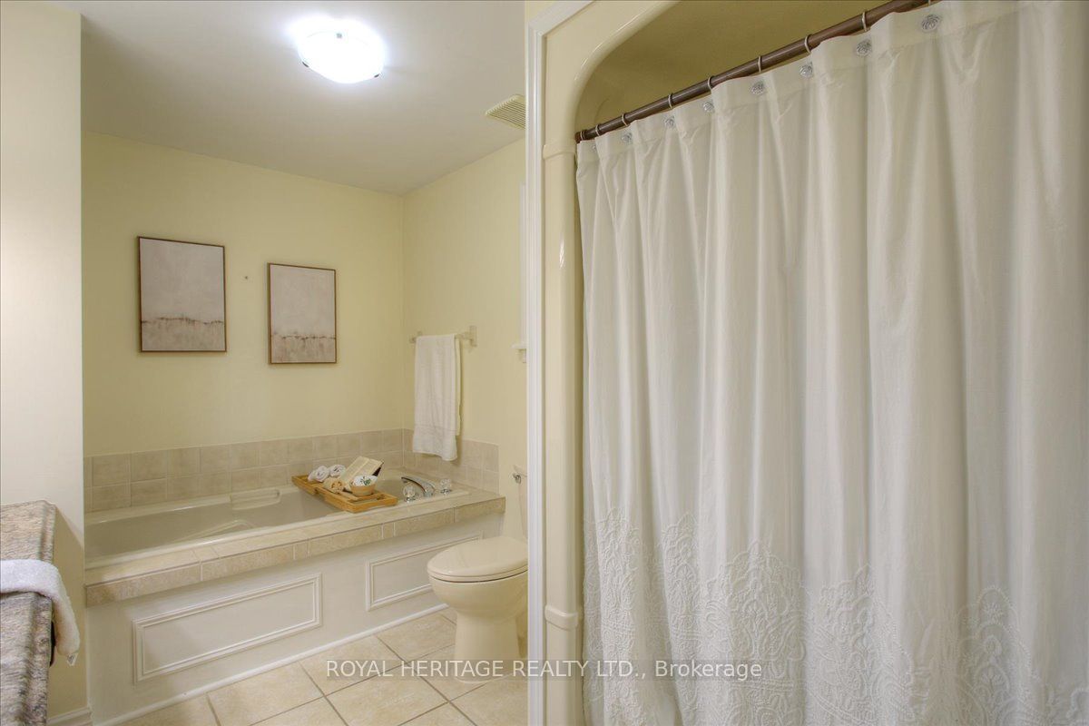 5 Governors Drive Property Photo 15