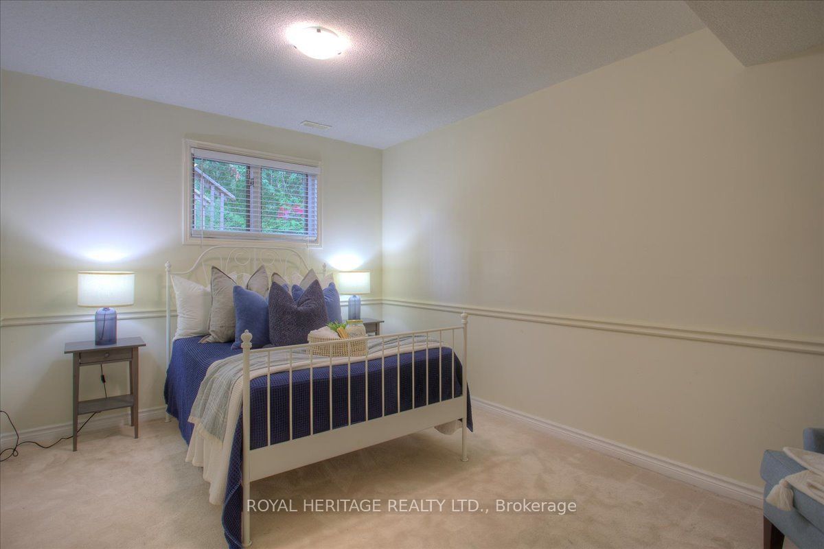 5 Governors Drive Property Photo 27