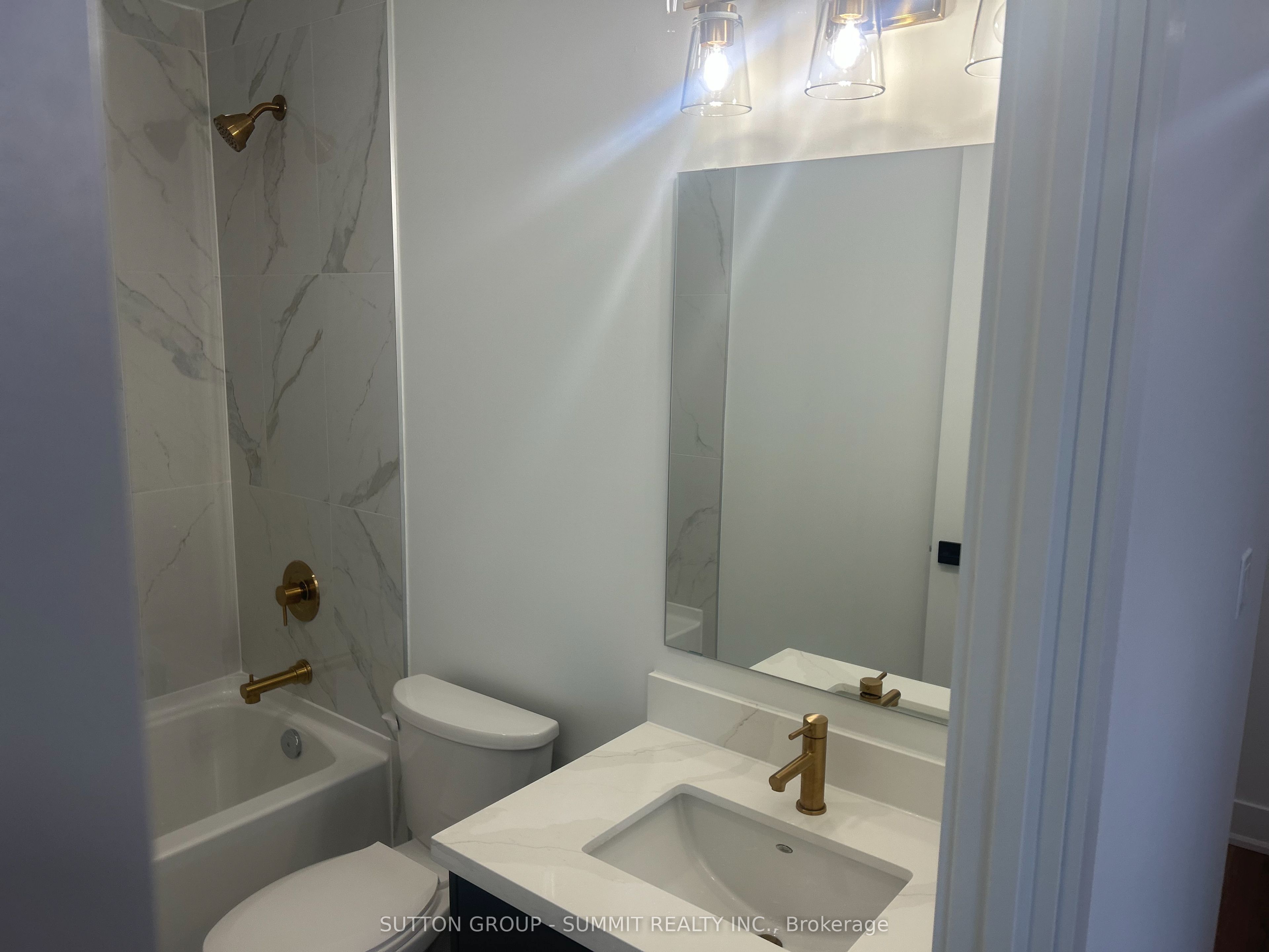 575 Conklin Road E 301 Property Photo 16
