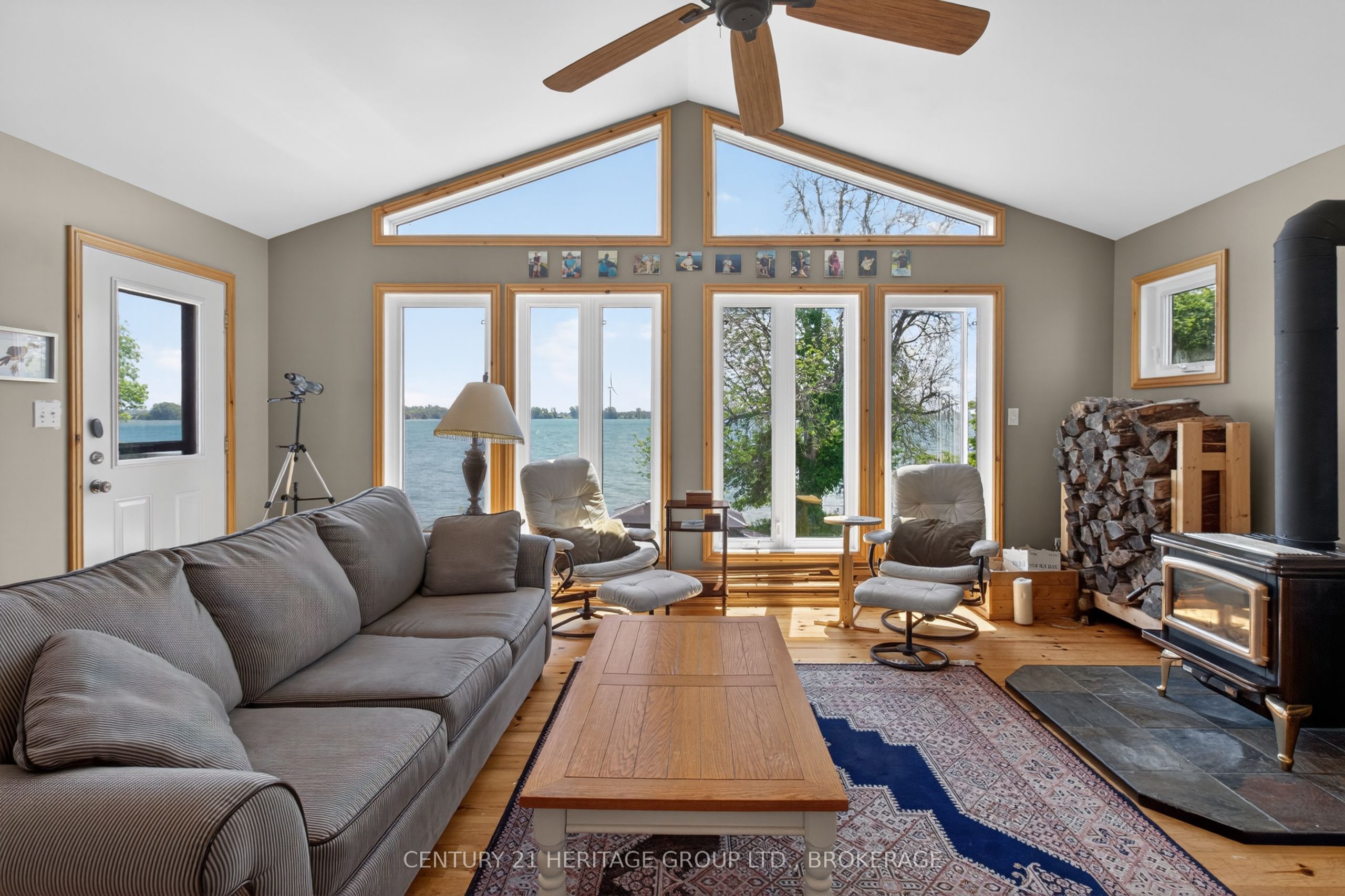 648 Third Line Road Property Photo 17