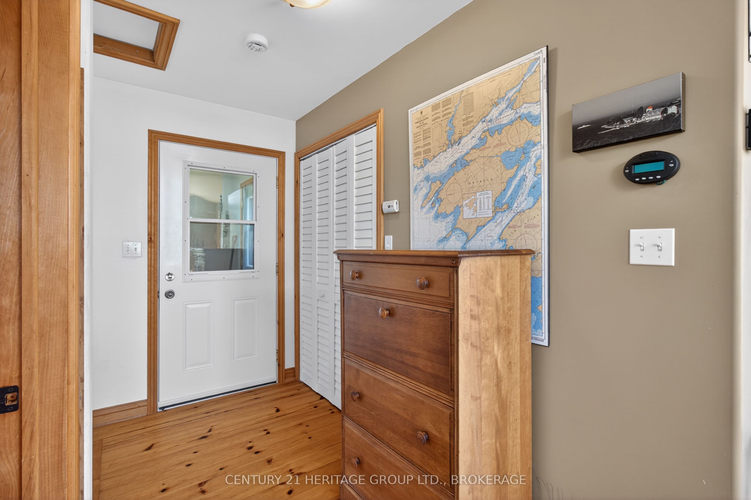 648 Third Line Road Property Photo 20