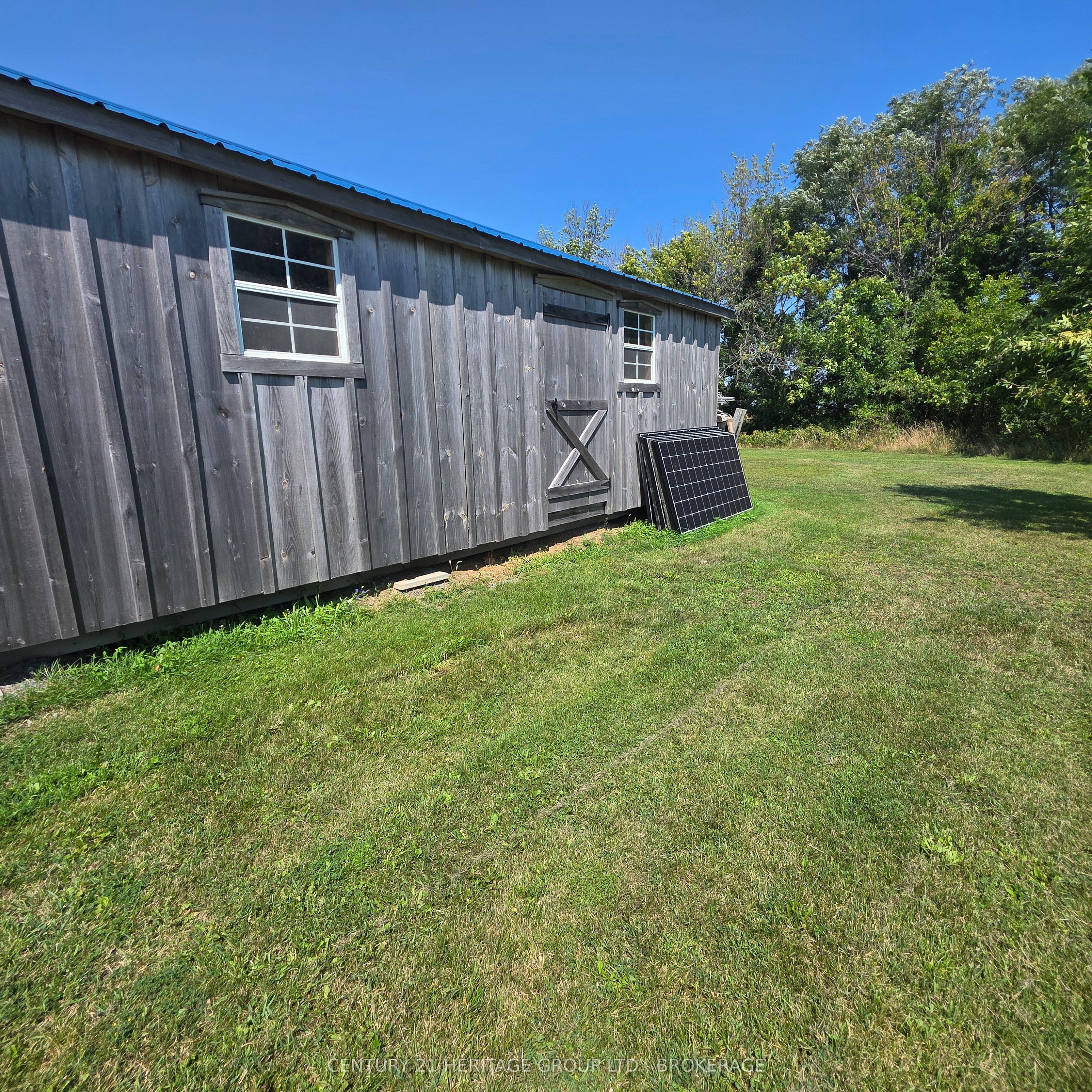 648 Third Line Road Property Photo 37