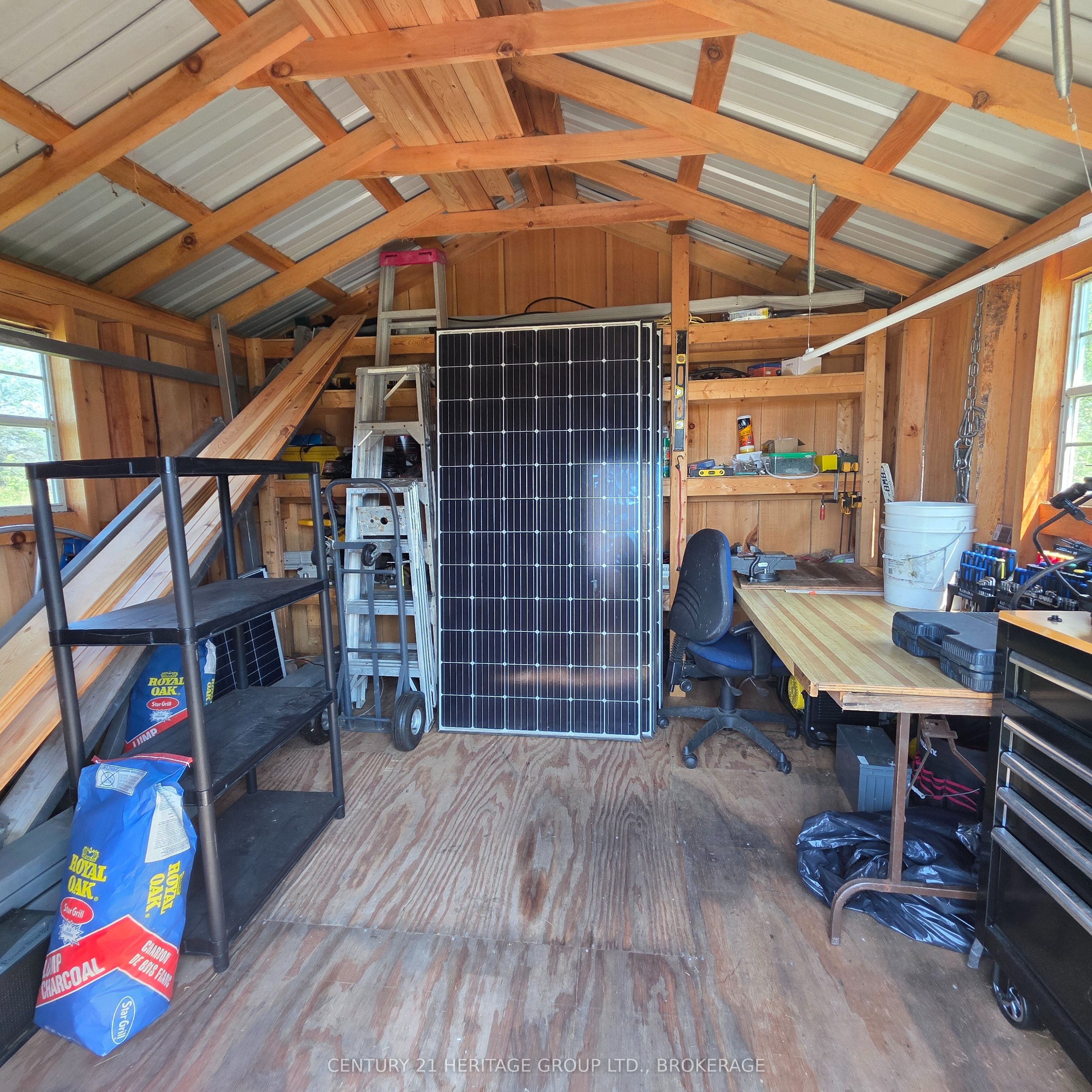 648 Third Line Road Property Photo 38
