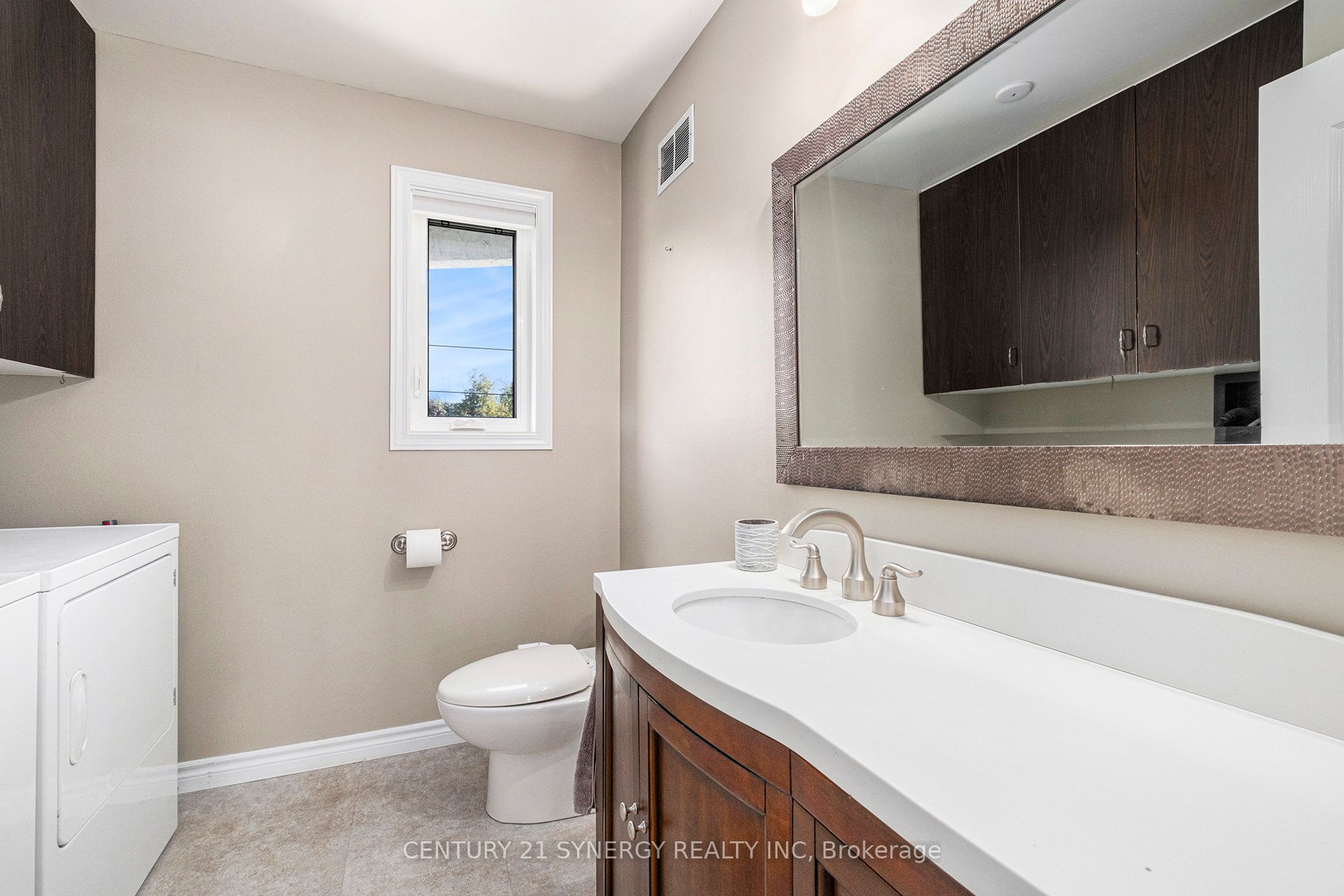 12 Davis Lane Property Photo 17