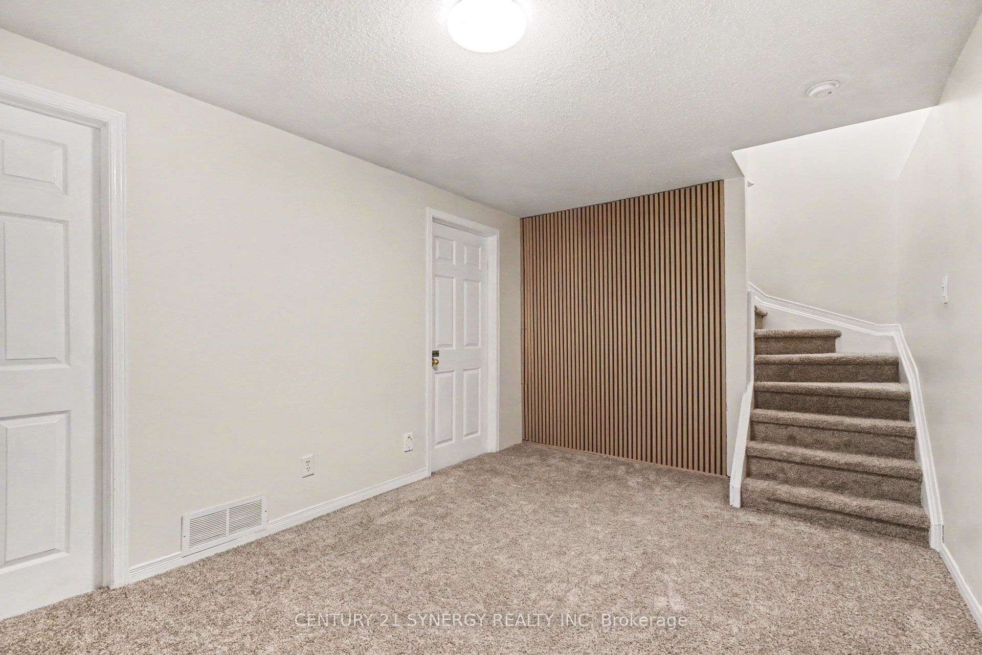 54 Meadowcroft Crescent Property Photo 27