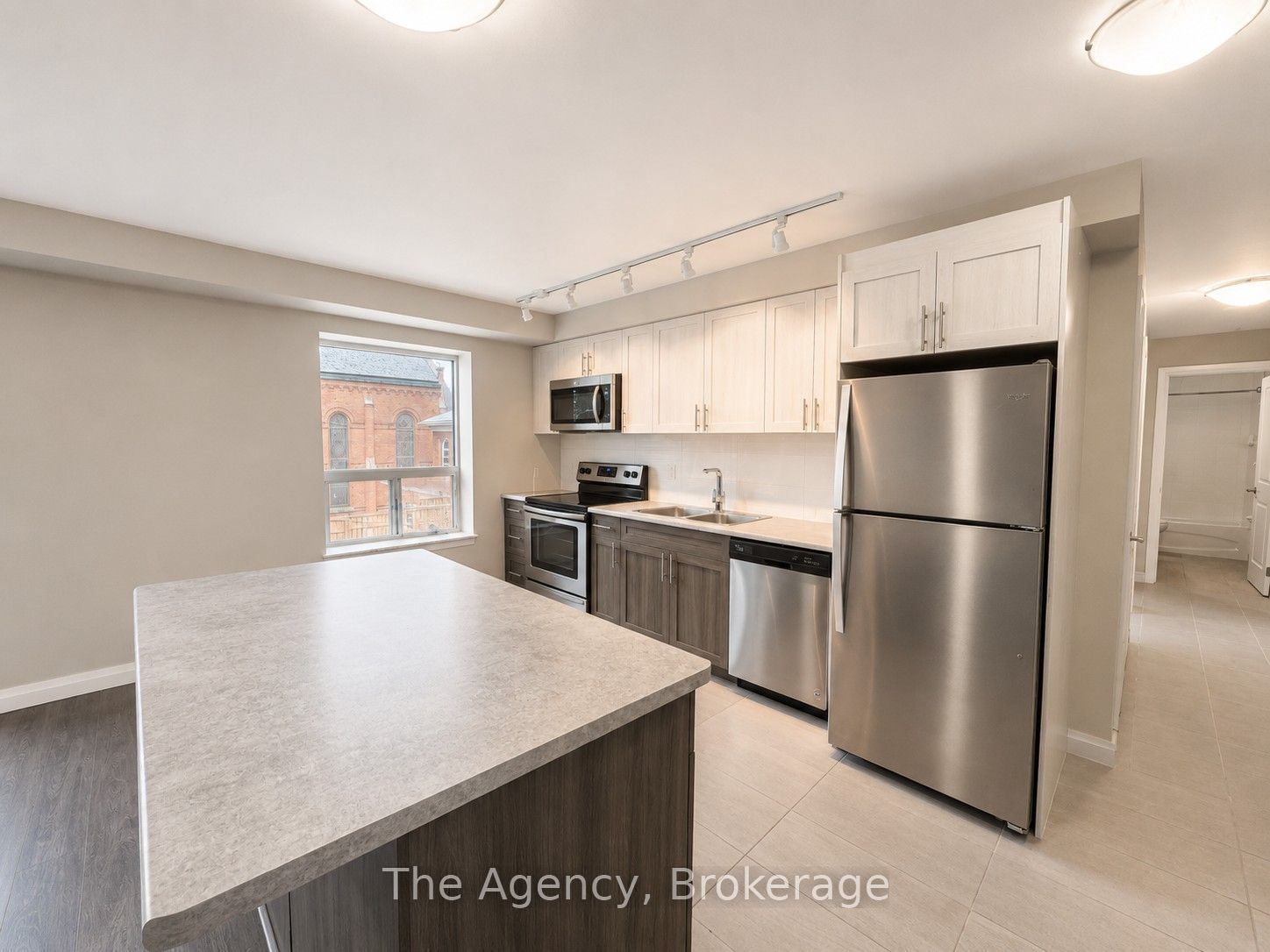 99 Church Street 504 Property Photo 4