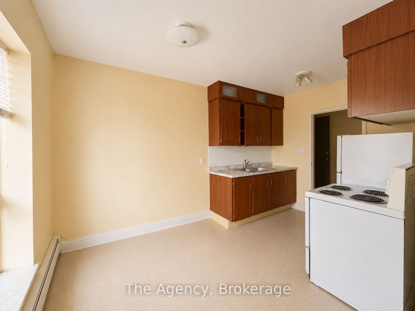 99 Church Street 309 Property Photo 4