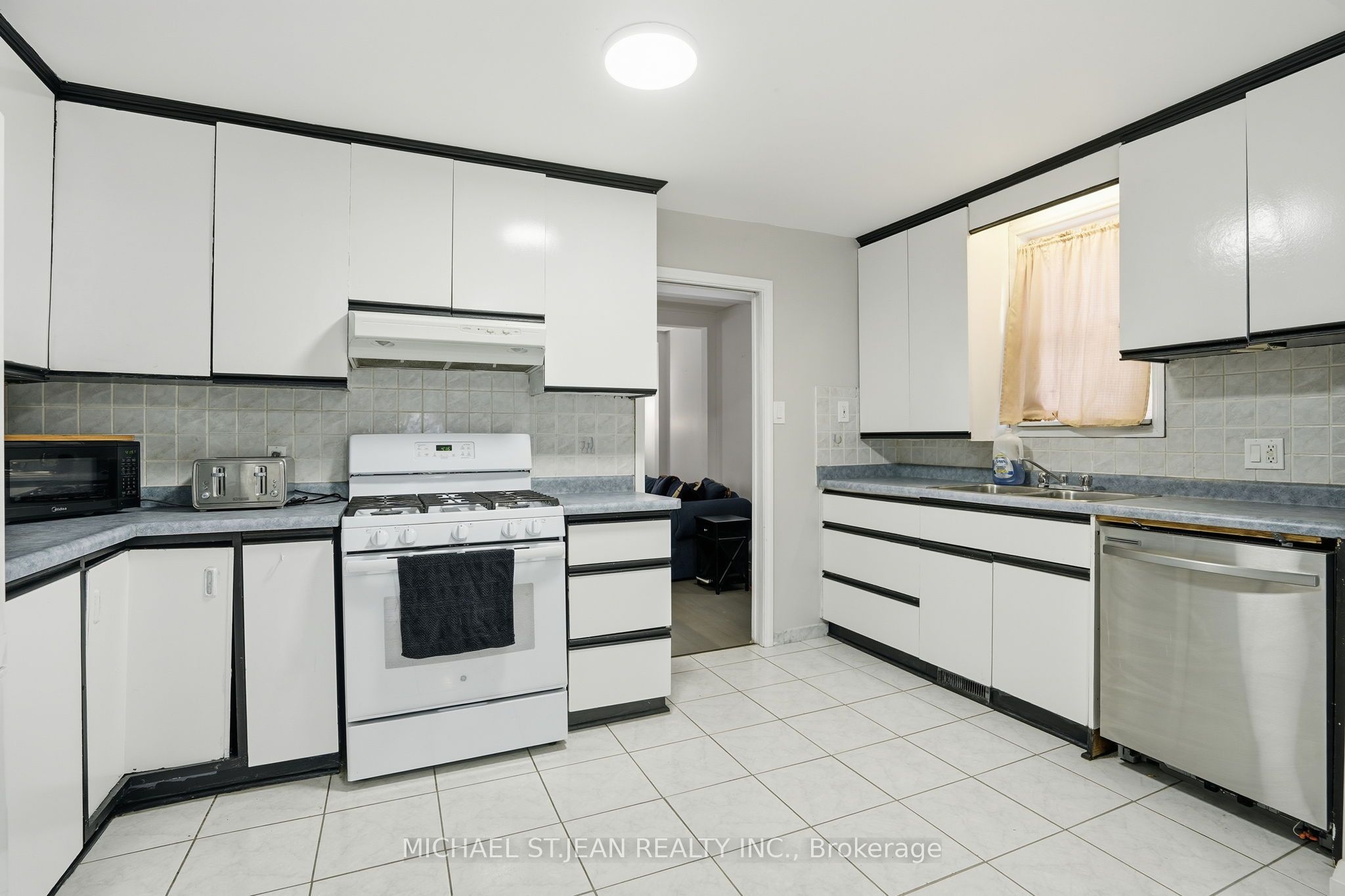 4 Hilda Street Property Photo 13
