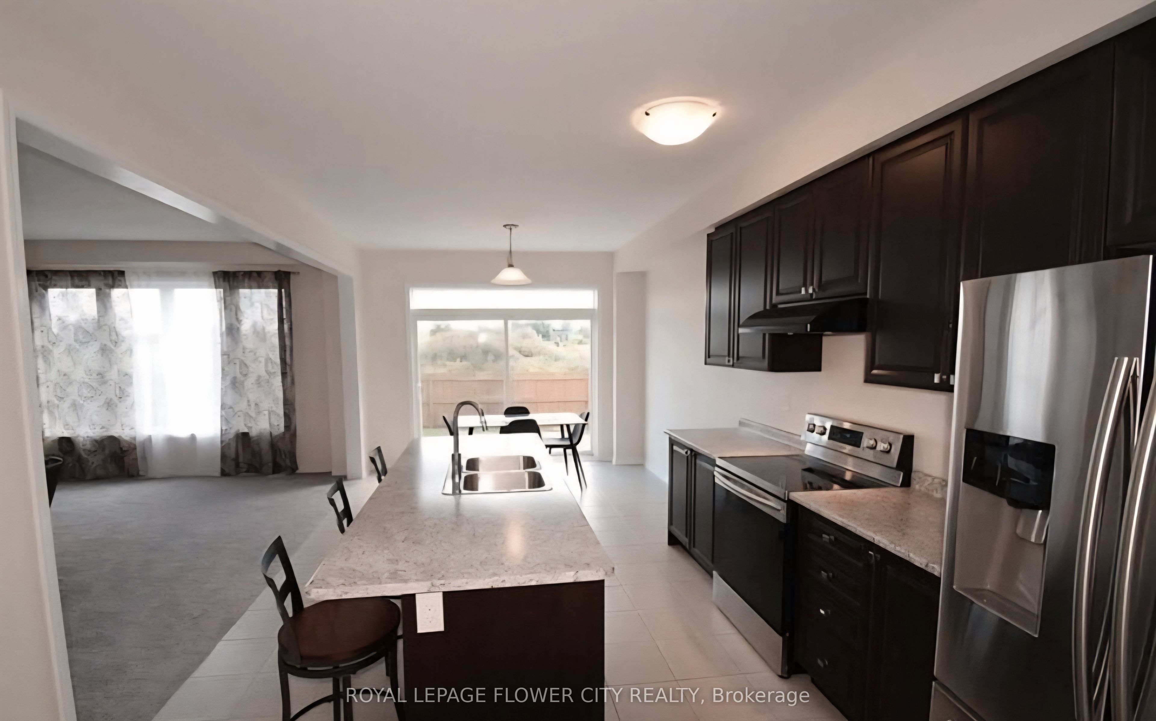 7657 Hackberry Trail Property Photo 4
