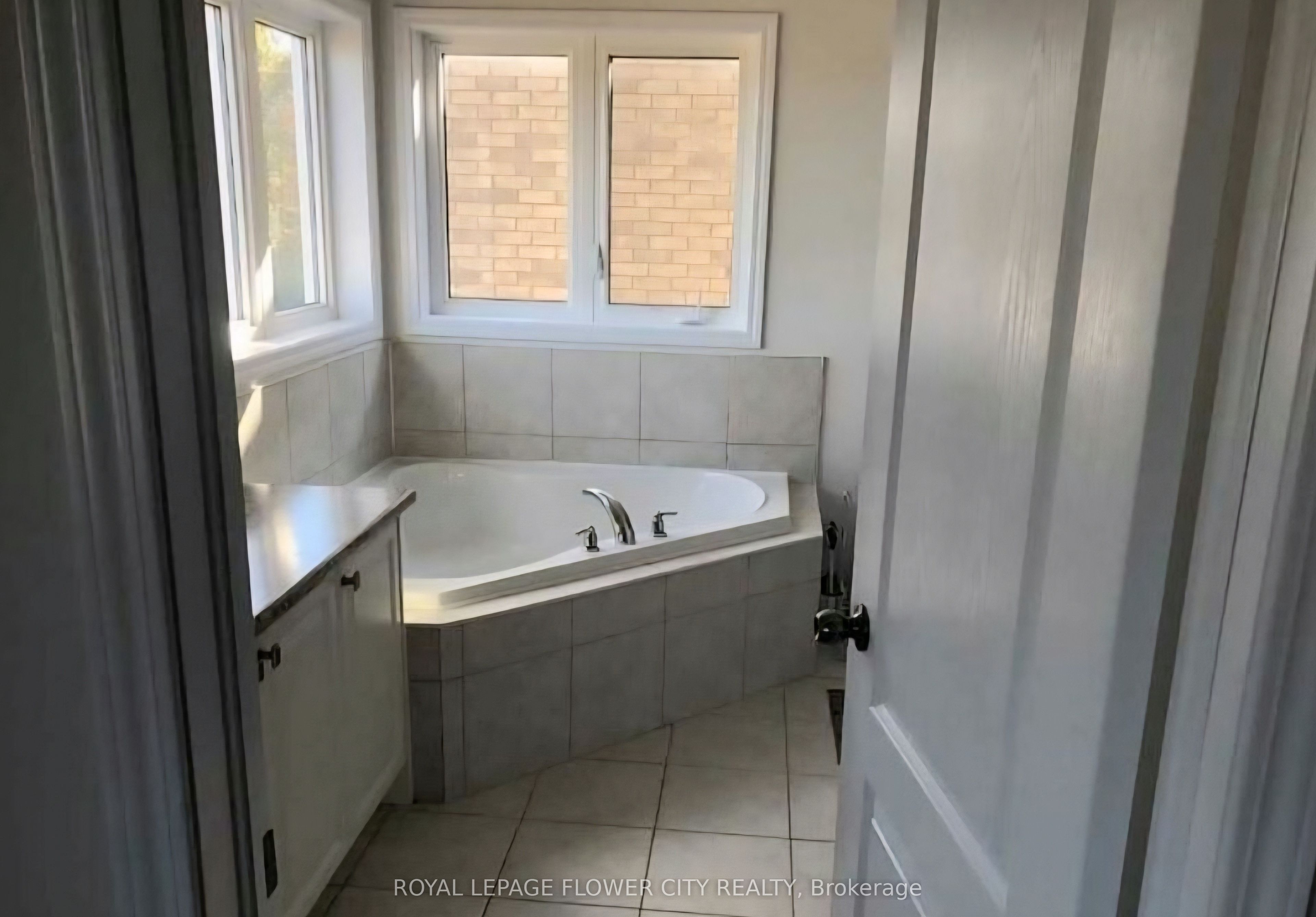 7657 Hackberry Trail Property Photo 6