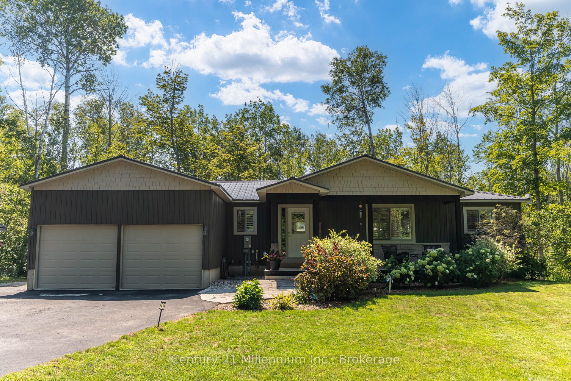 117 Rolling Hills Drive Property Photo 1