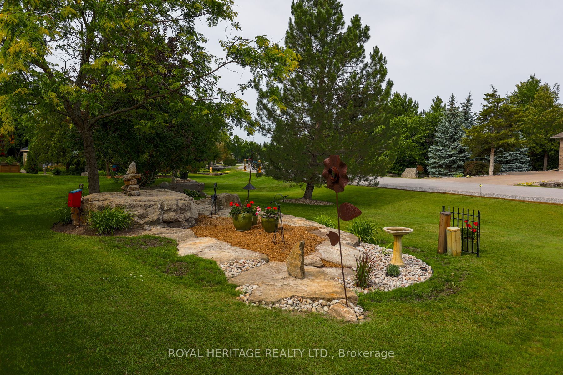 43 Huntingwood Crescent Property Photo 6