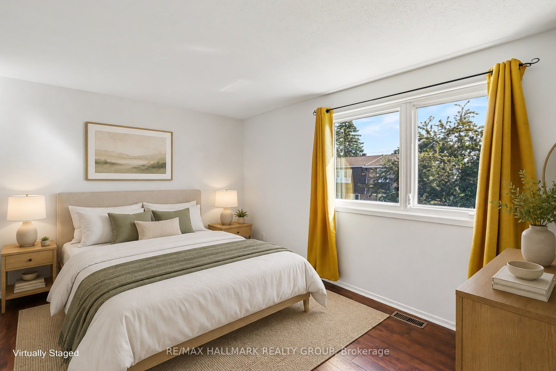 1747a Lamoureux Drive Property Photo 17
