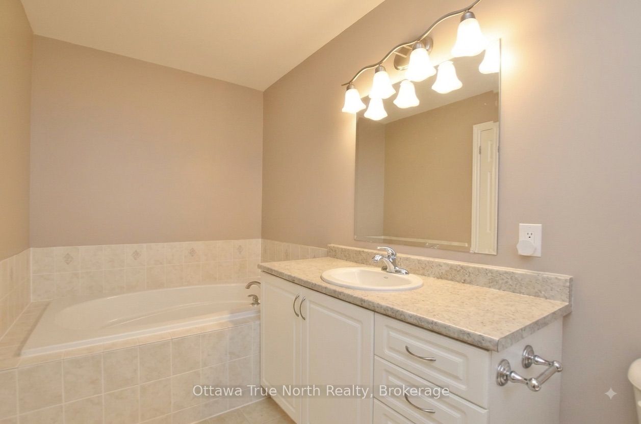 601 Malkowski Street Property Photo 9