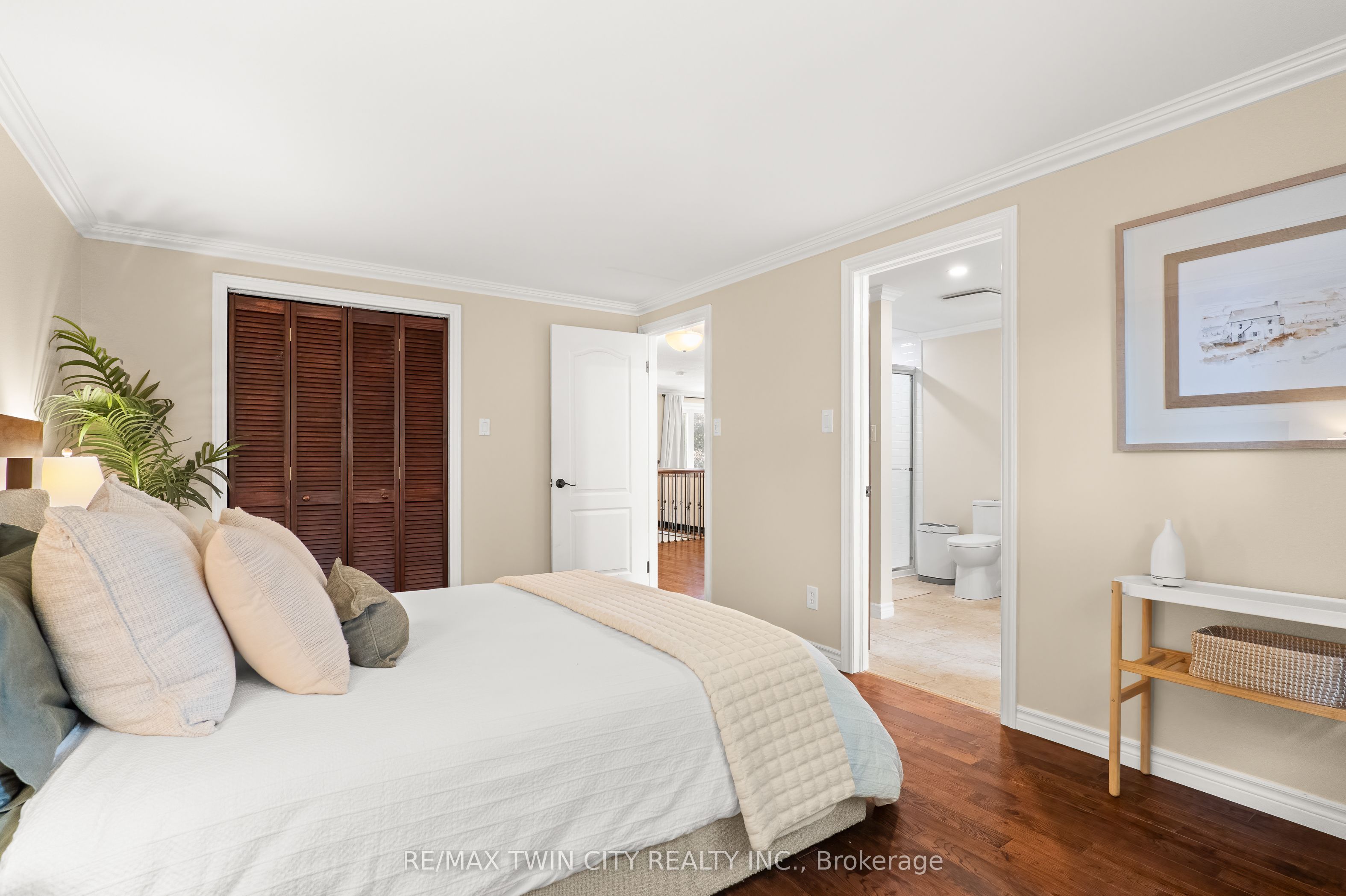 21 Golden Meadow Crescent Property Photo 19