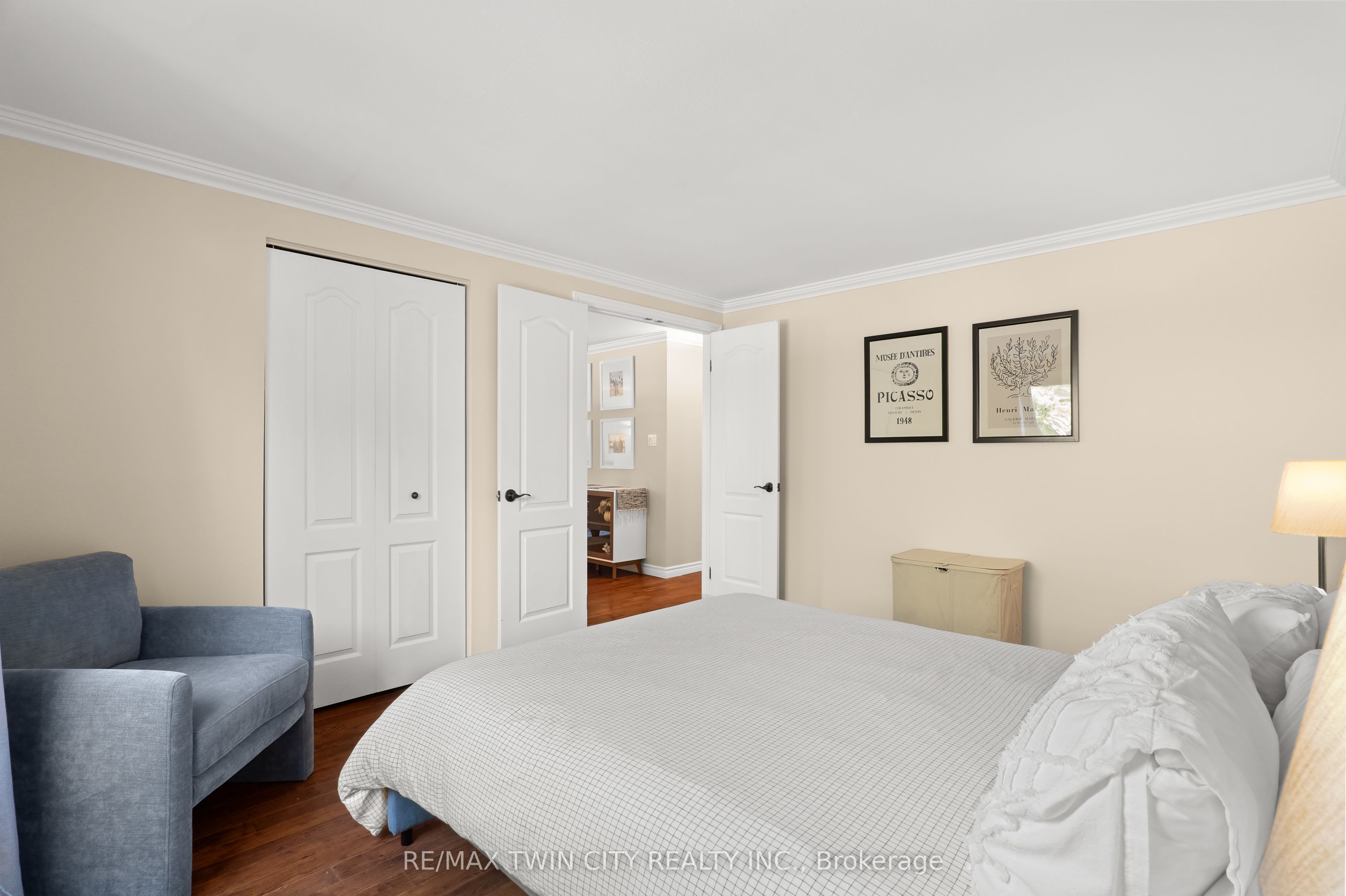 21 Golden Meadow Crescent Property Photo 23