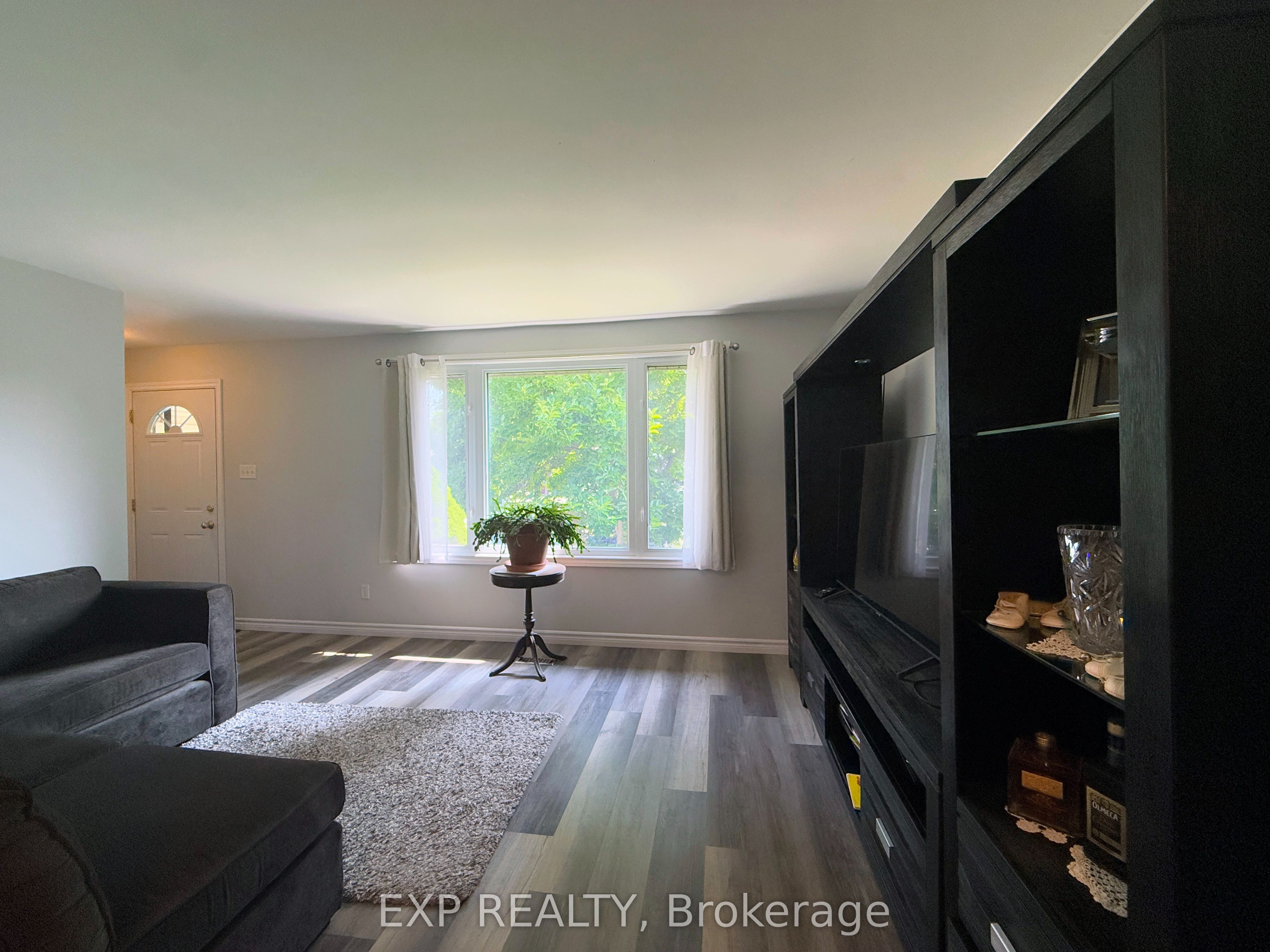 82 Lacey Crescent Property Photo 9