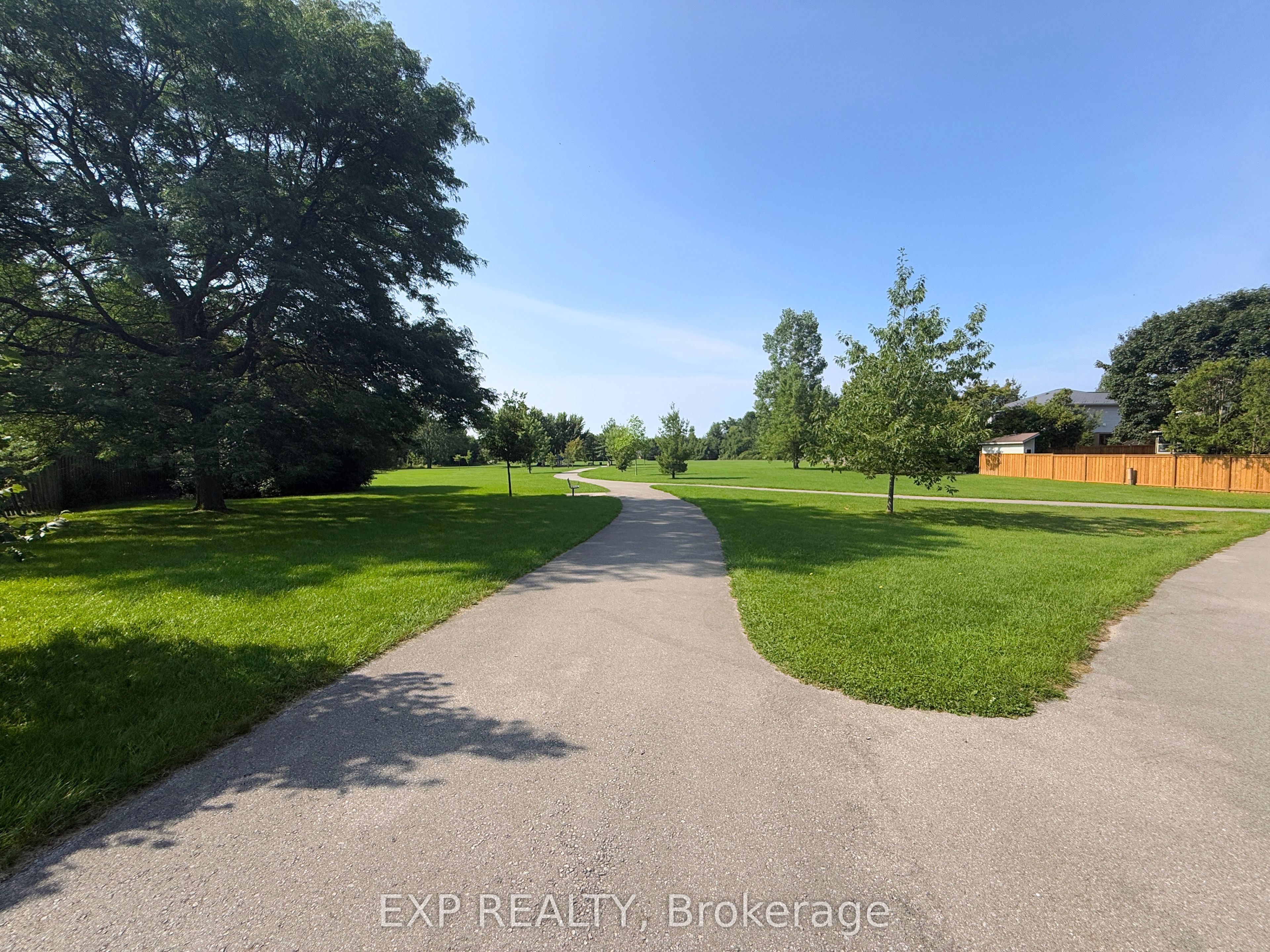 82 Lacey Crescent Property Photo 26