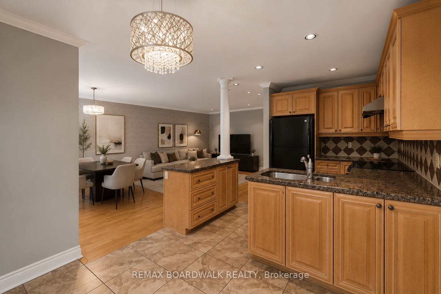 561 Aquaview Drive Property Photo 10