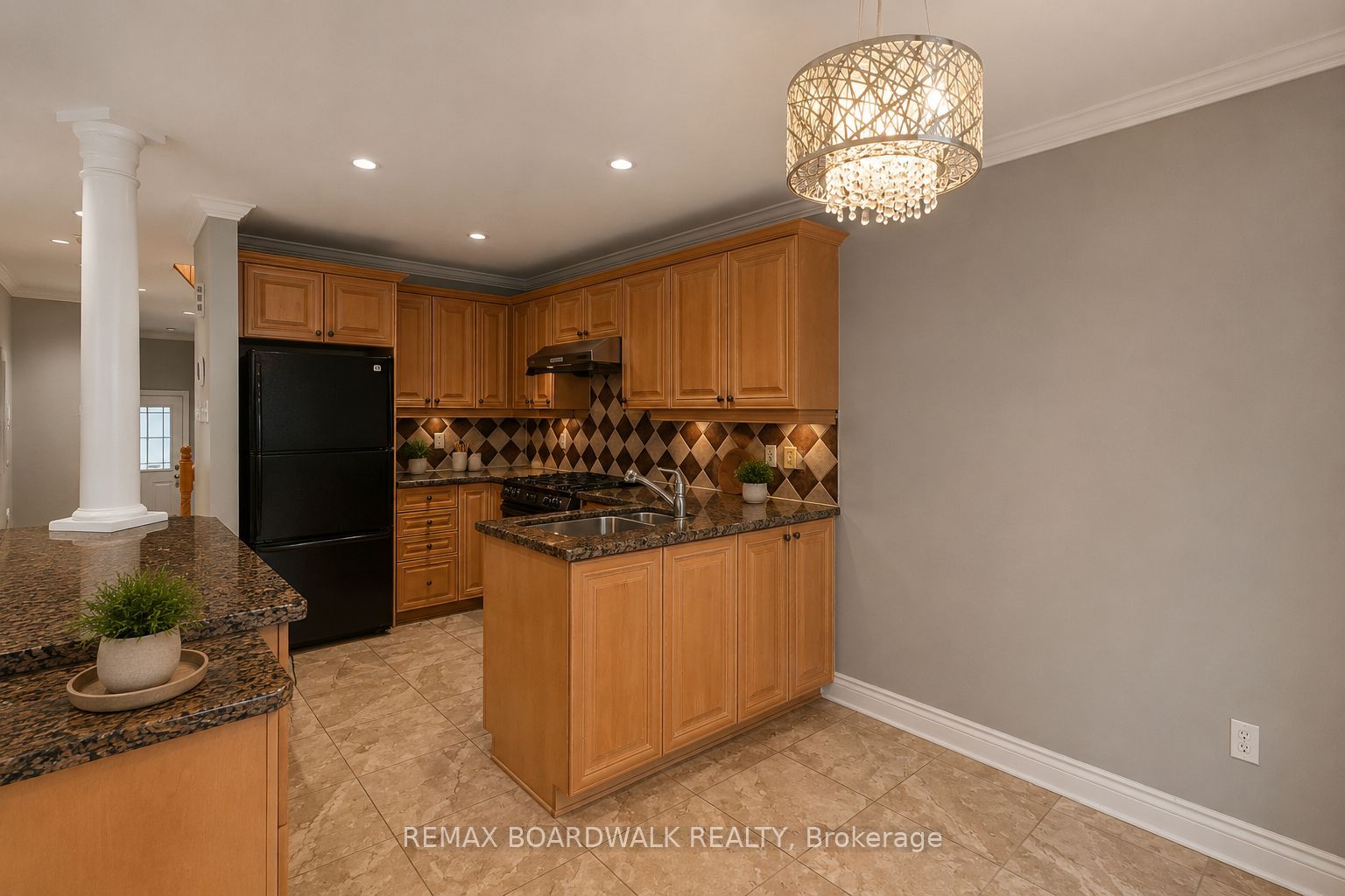 561 Aquaview Drive Property Photo 12