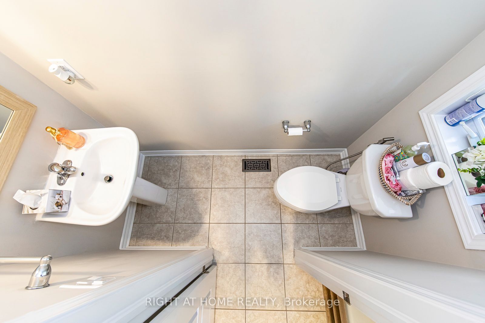 40 Stillwater Crescent Property Photo 16