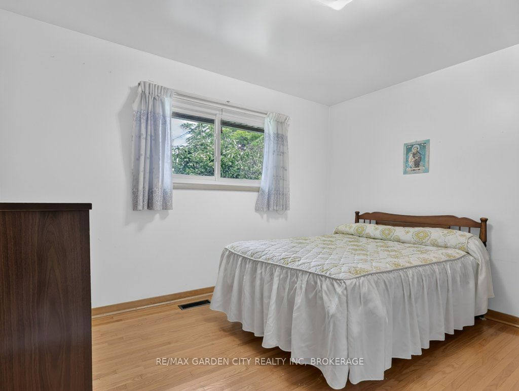 8 Champa Drive Property Photo 27