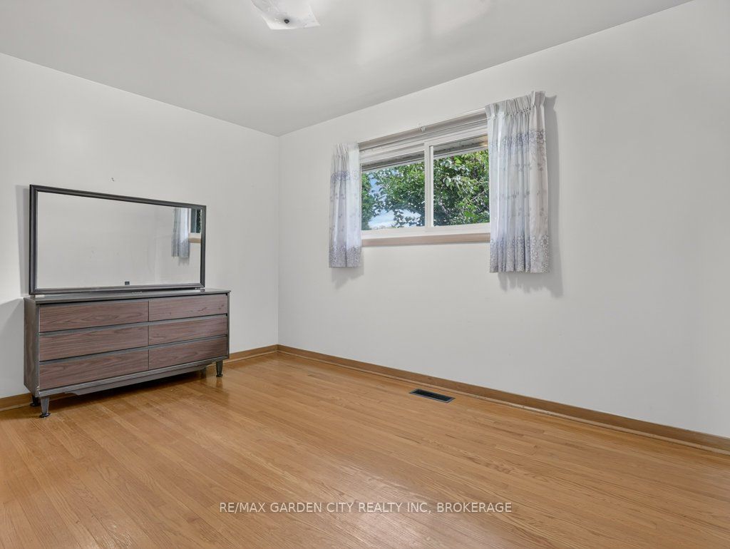8 Champa Drive Property Photo 33