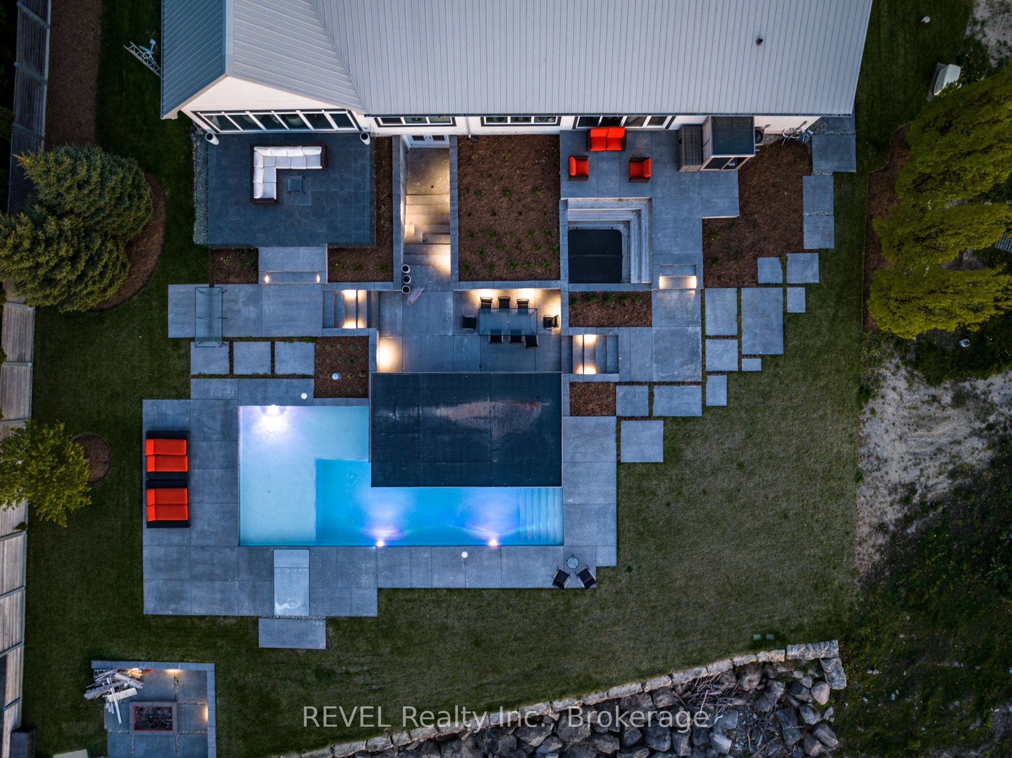 4 Firelane 4b Property Photo 4