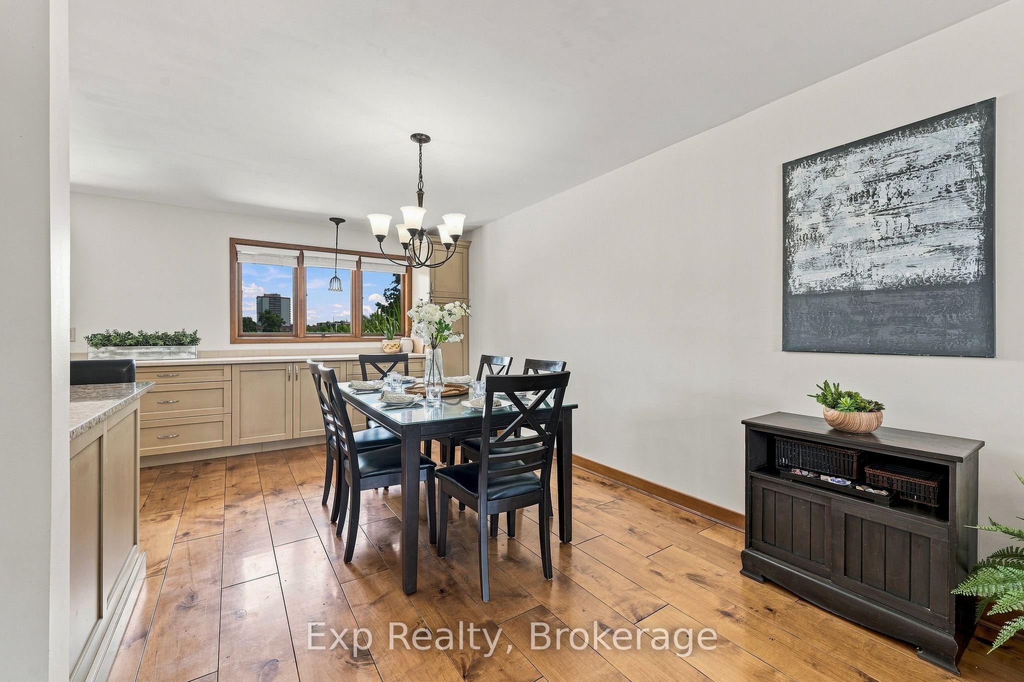 36 Kensington Crescent Property Photo 10