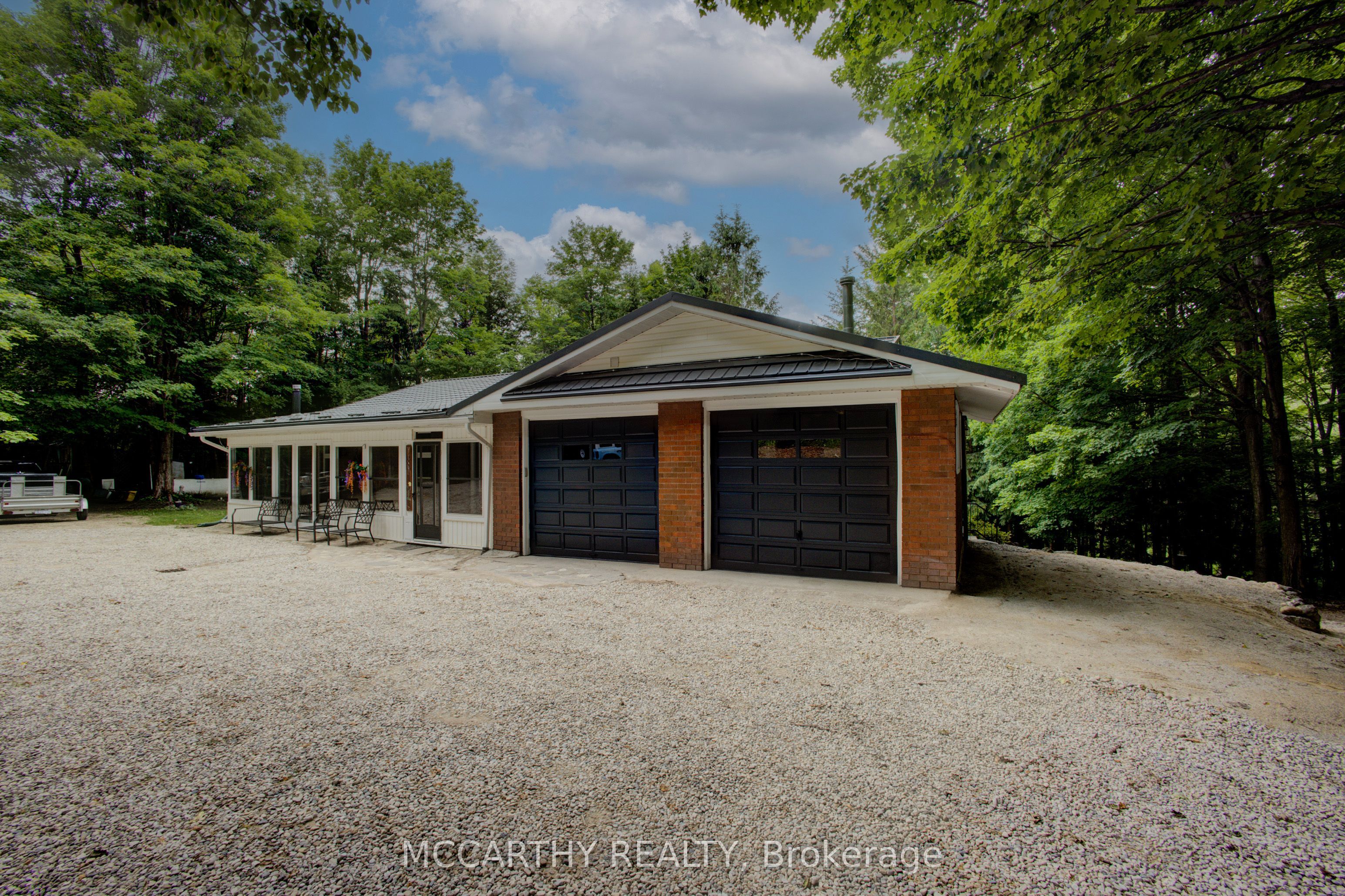 262090 18 Concession Property Photo 3