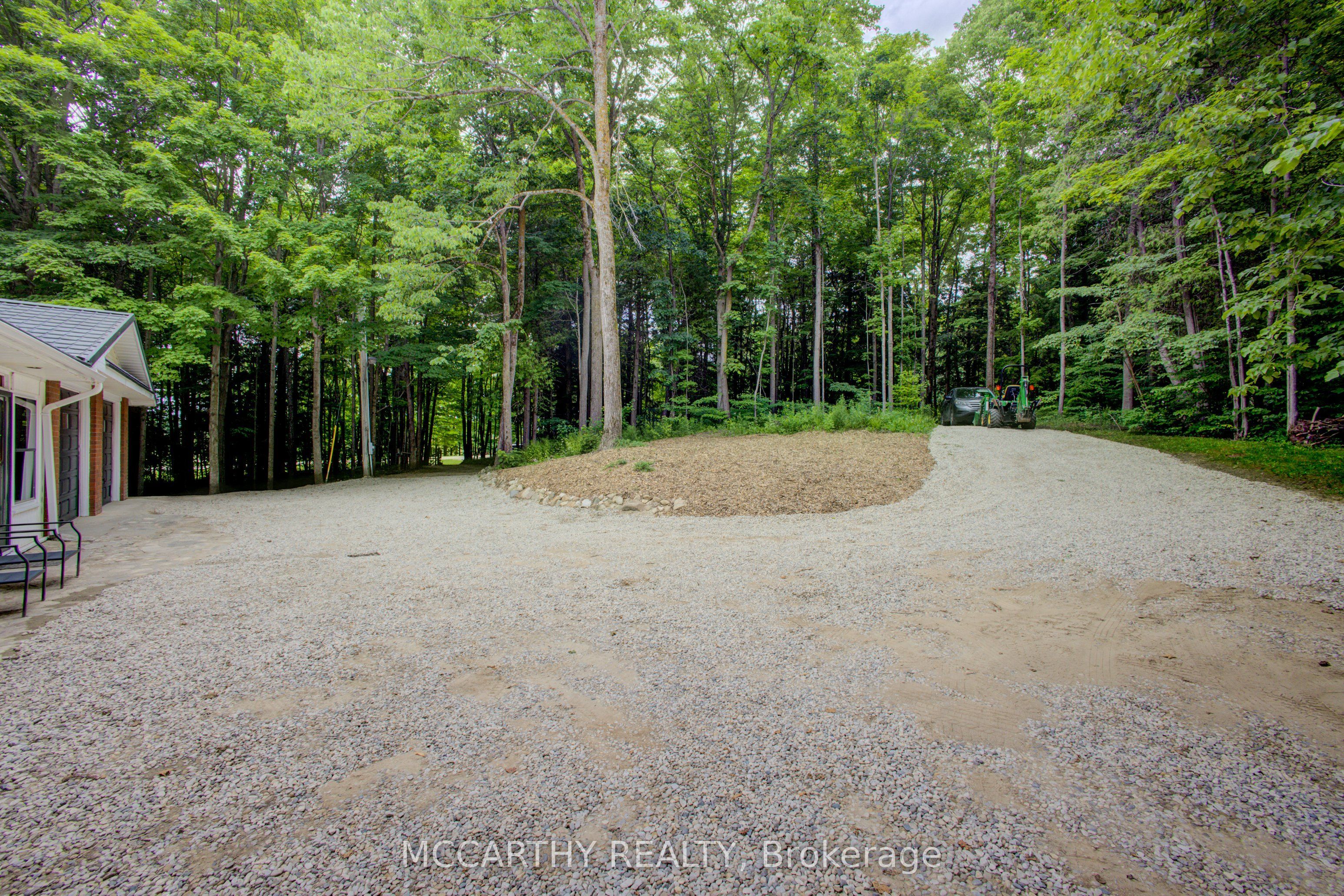 262090 18 Concession Property Photo 4