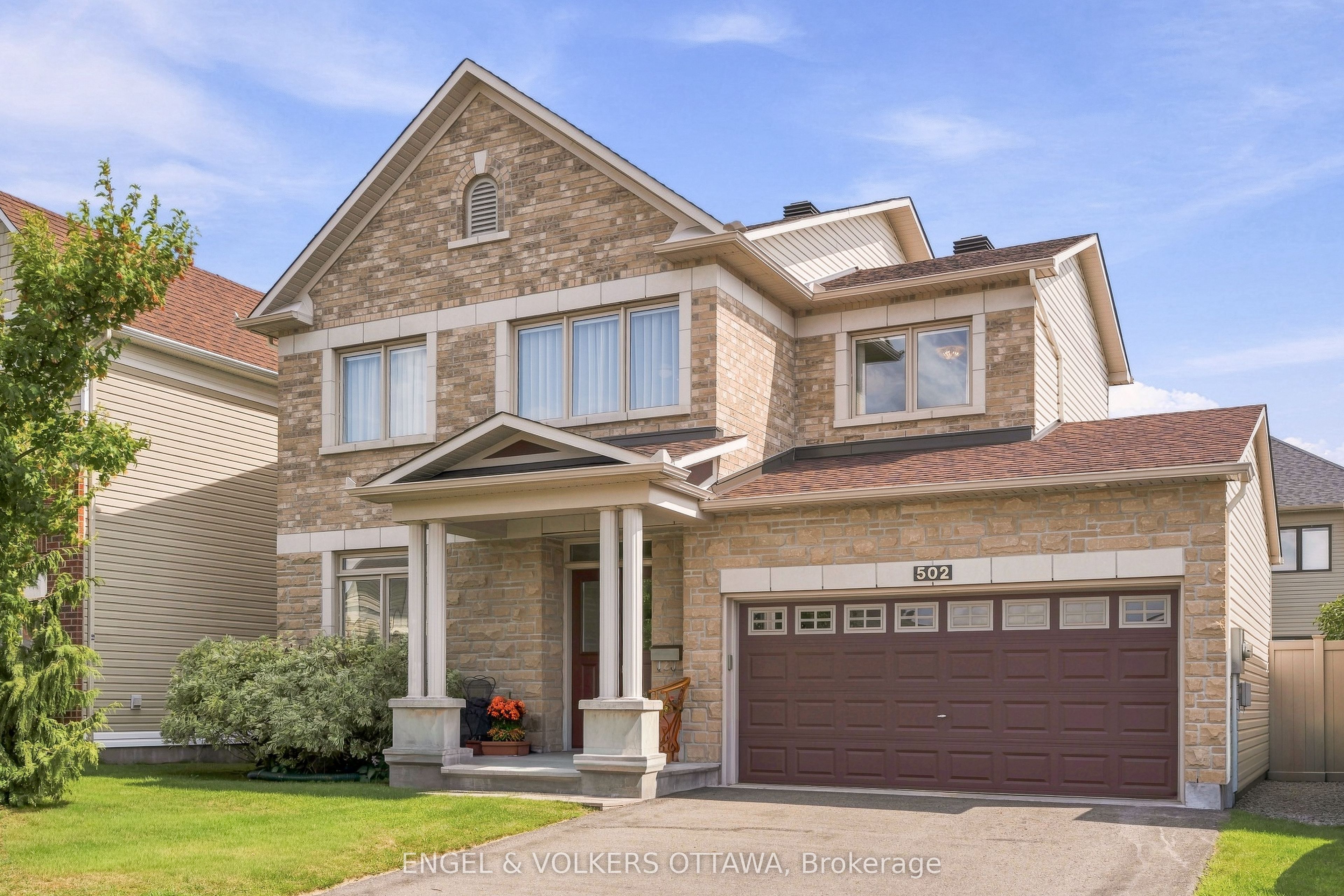 502 Caracole Way Property Photo 1