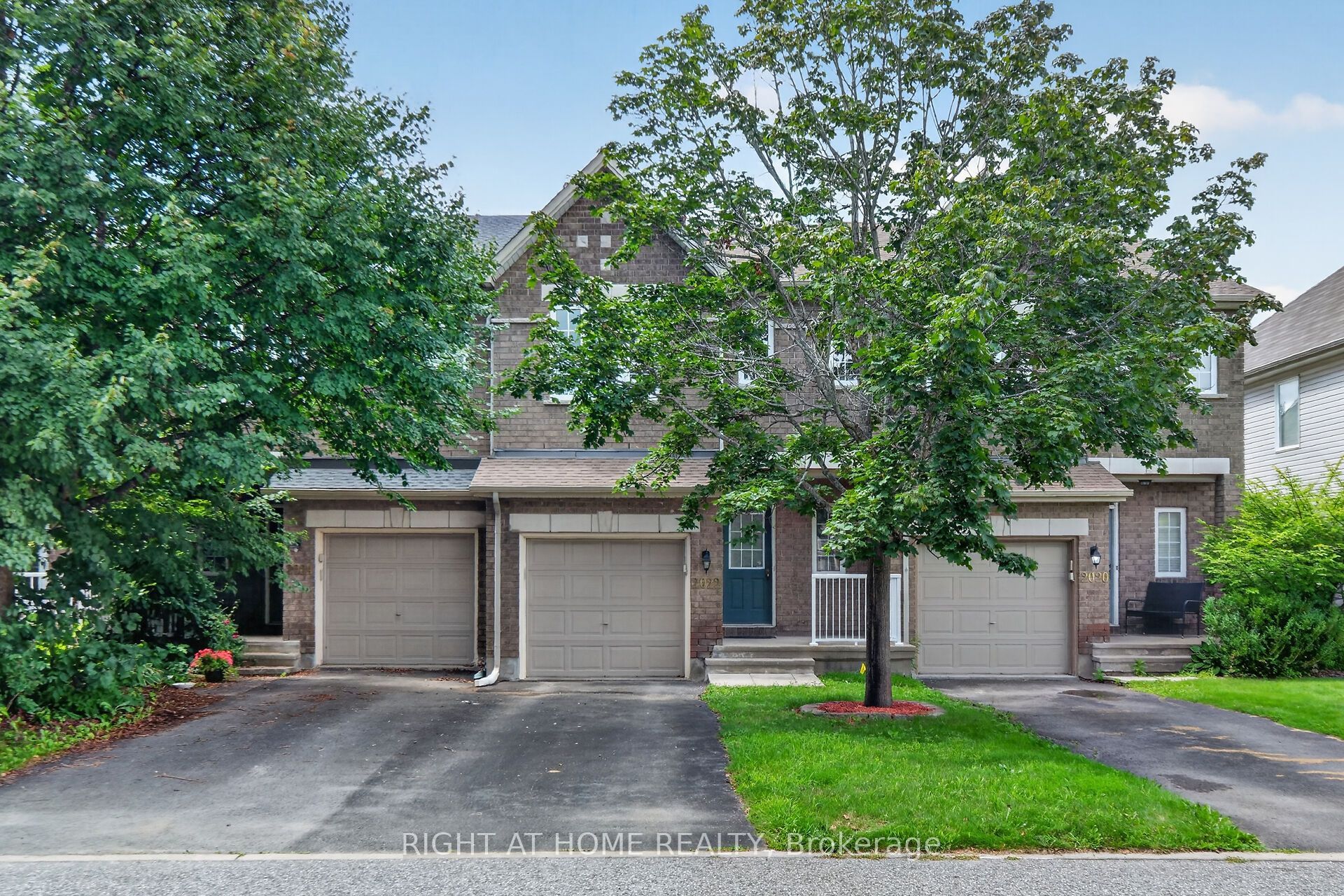 2022 Melette Crescent Property Photo 1