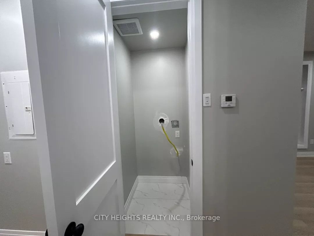 10 Robins Avenue 3 Property Photo 11