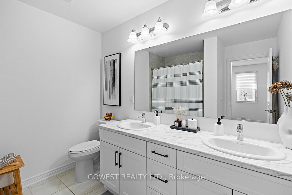 128 Mullin Street Property Photo 35