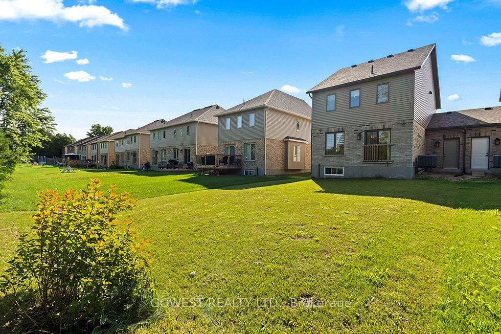 128 Mullin Street Property Photo 44