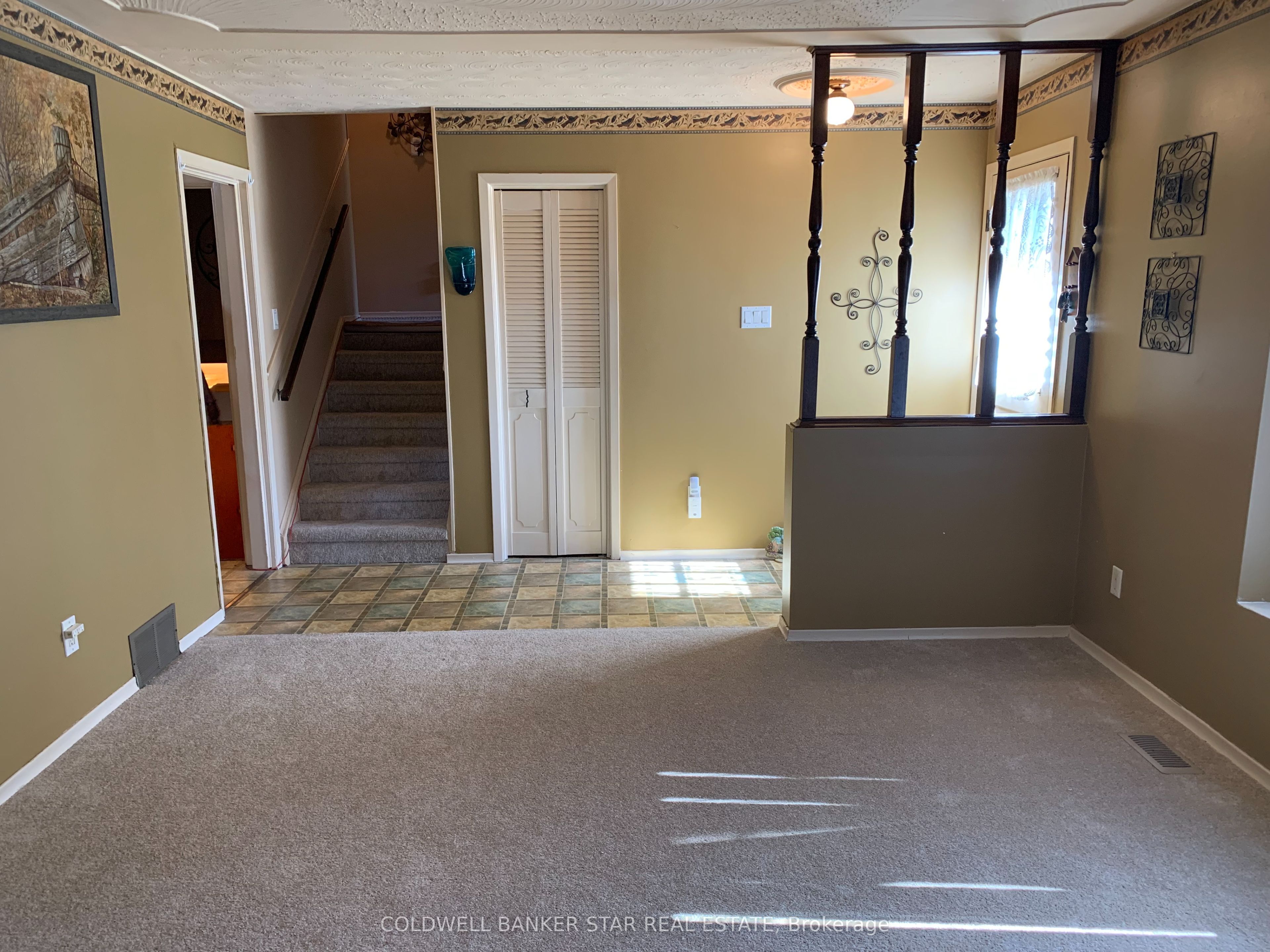 9 Lakeview Circle Property Photo 6