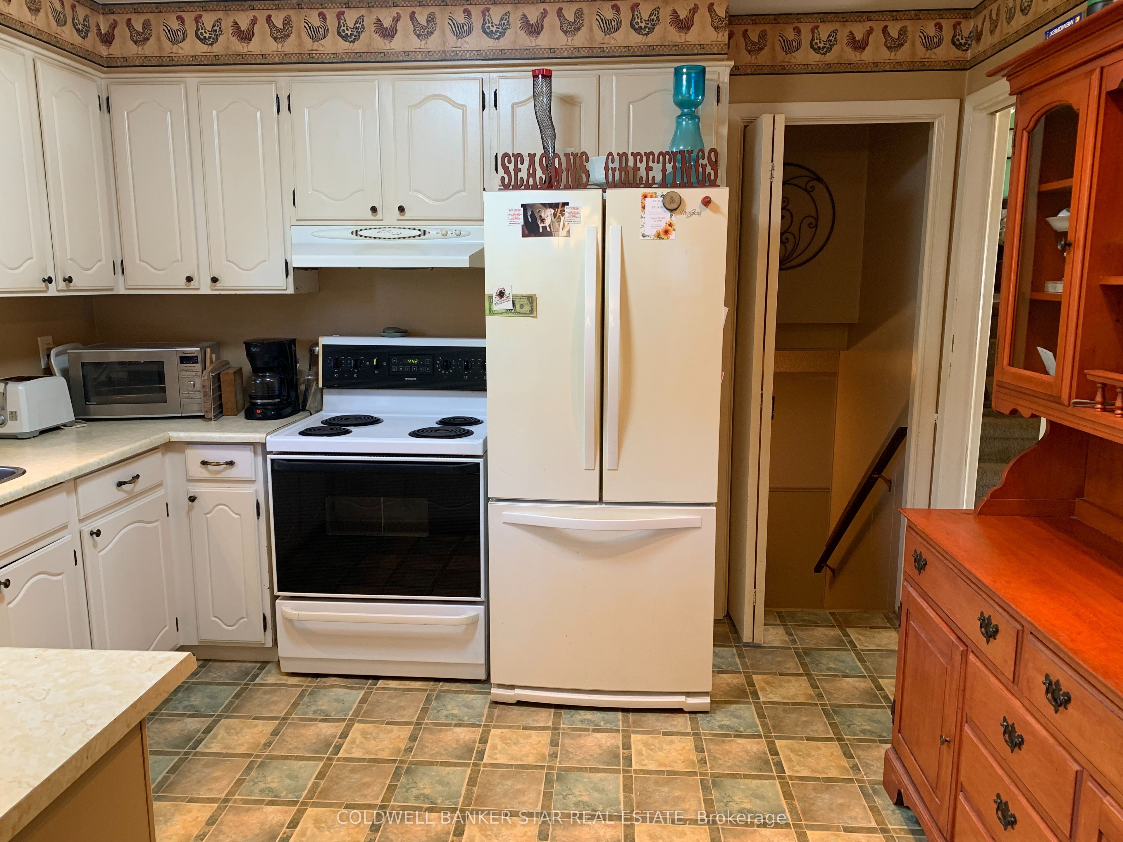 9 Lakeview Circle Property Photo 11