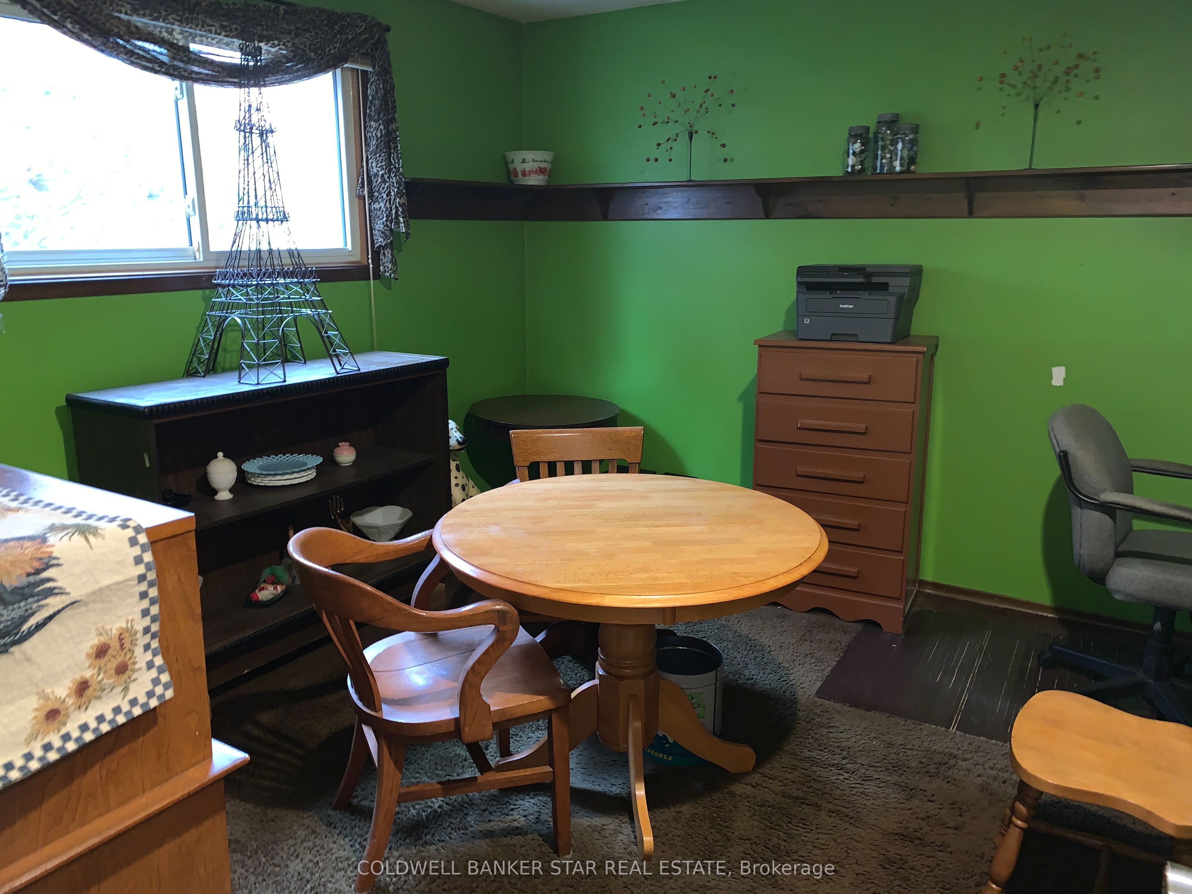 9 Lakeview Circle Property Photo 16