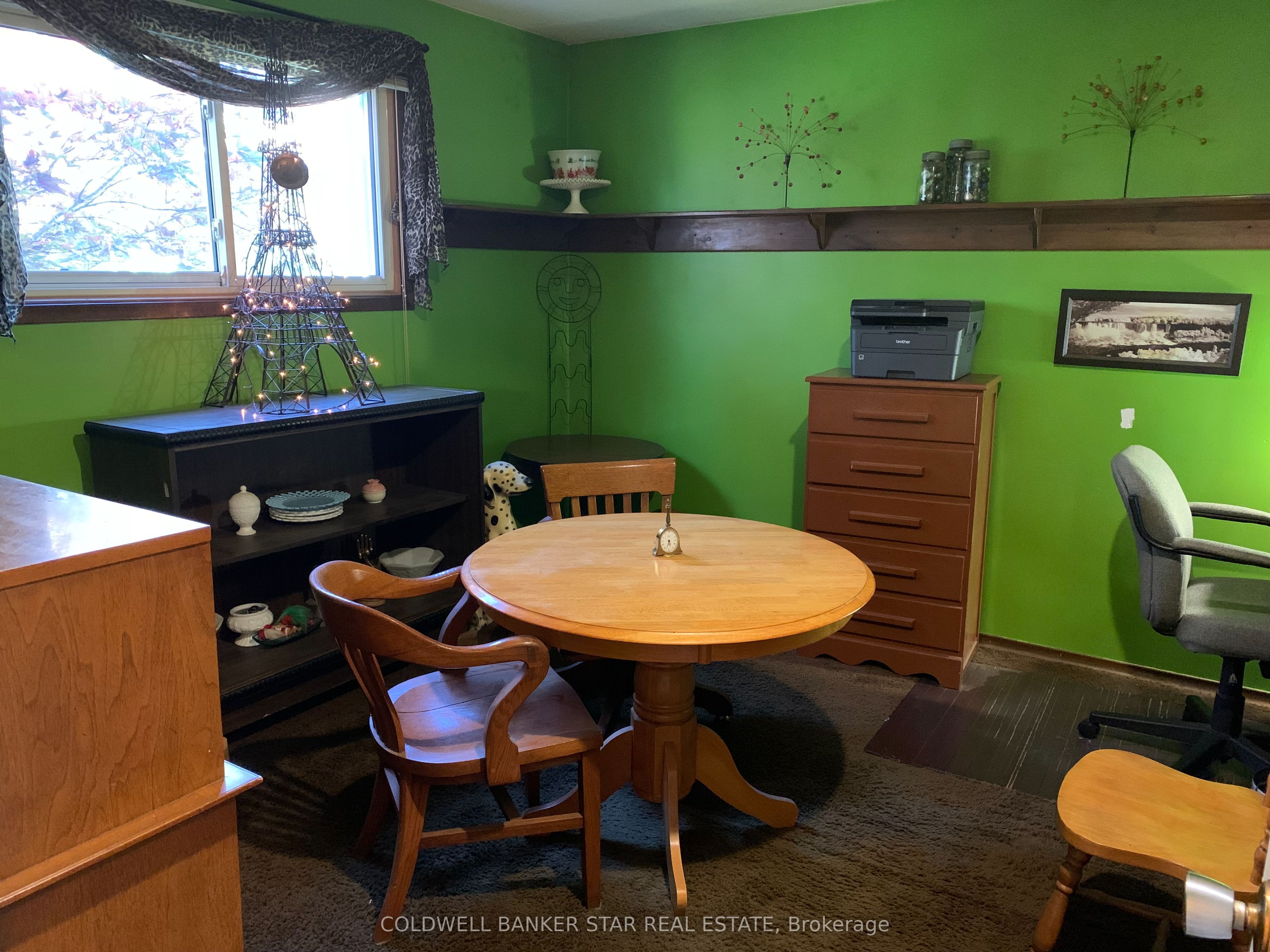 9 Lakeview Circle Property Photo 18