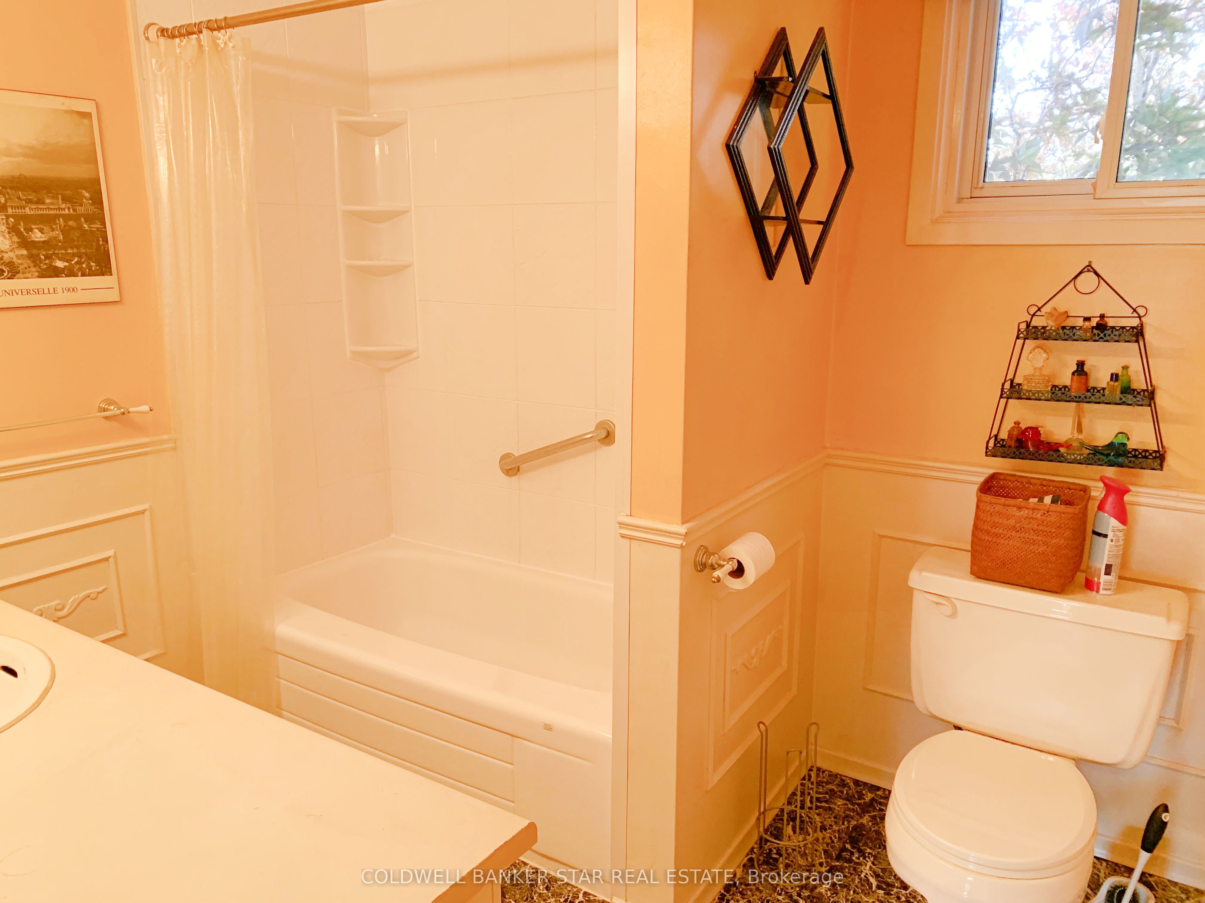 9 Lakeview Circle Property Photo 18