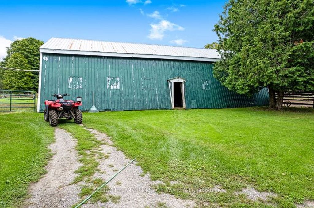 485 Kitley Line 1 Road Property Photo 6