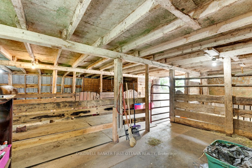 485 Kitley Line 1 Road Property Photo 33